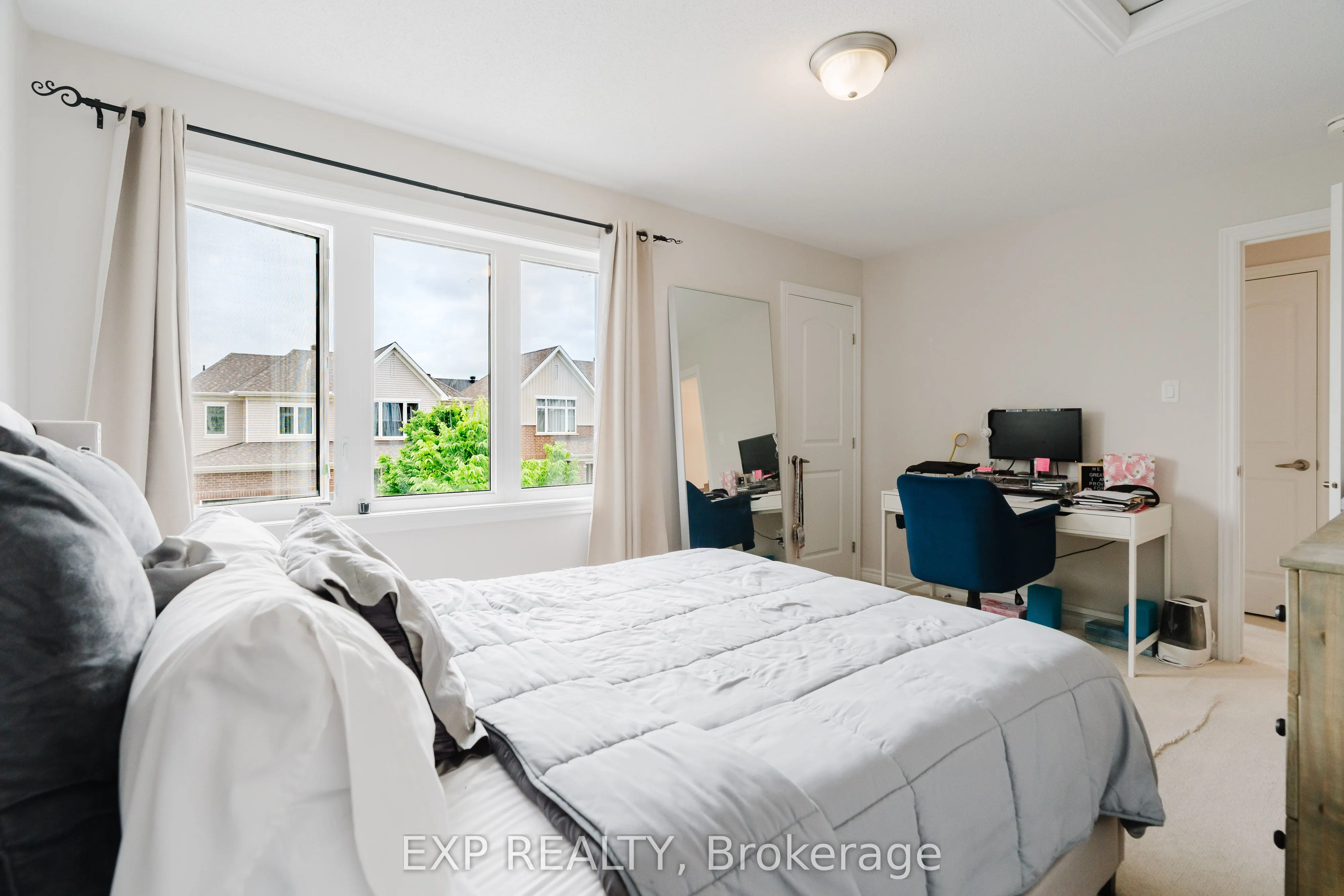 30 Coppermine Street