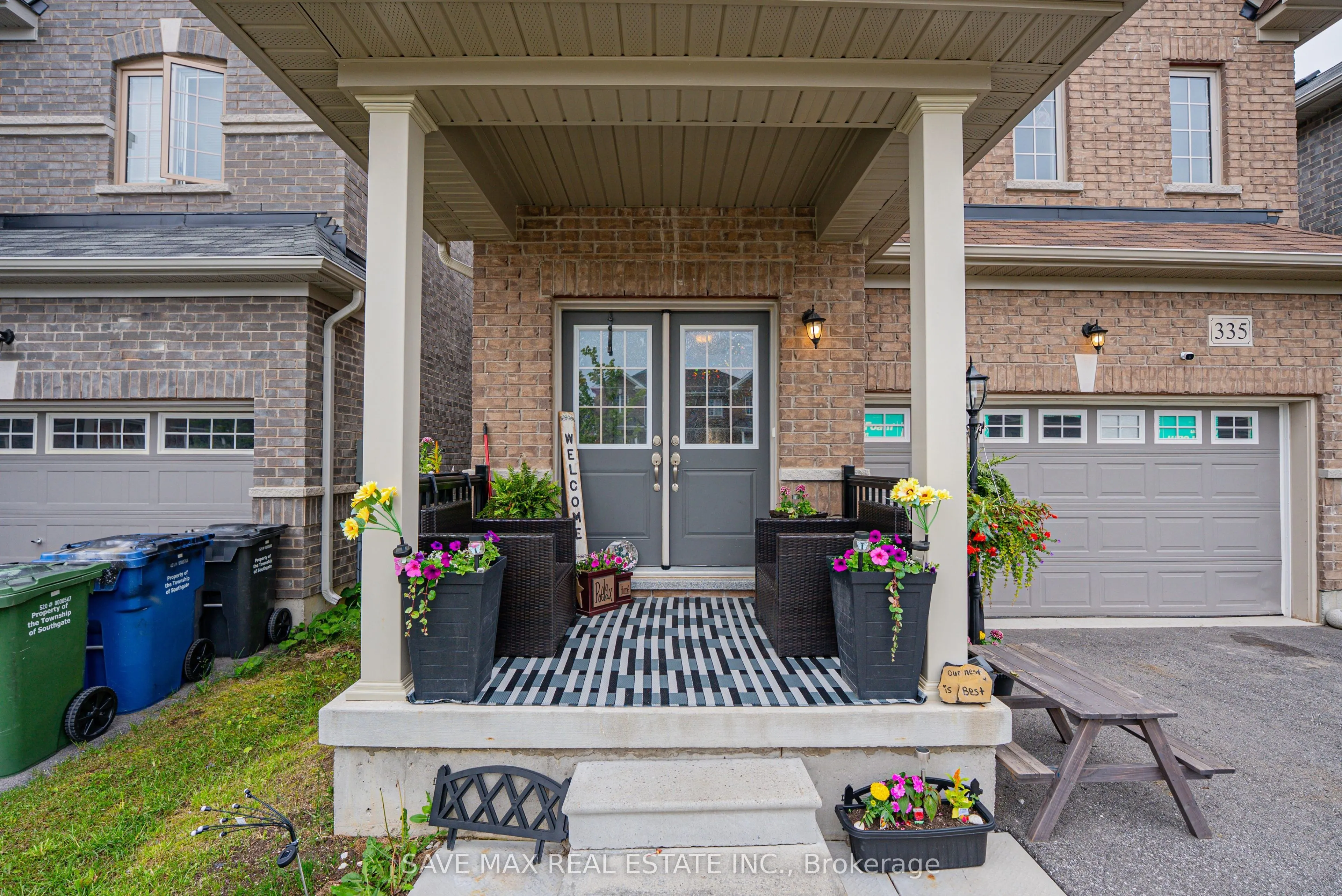 335 Ridley Crescent