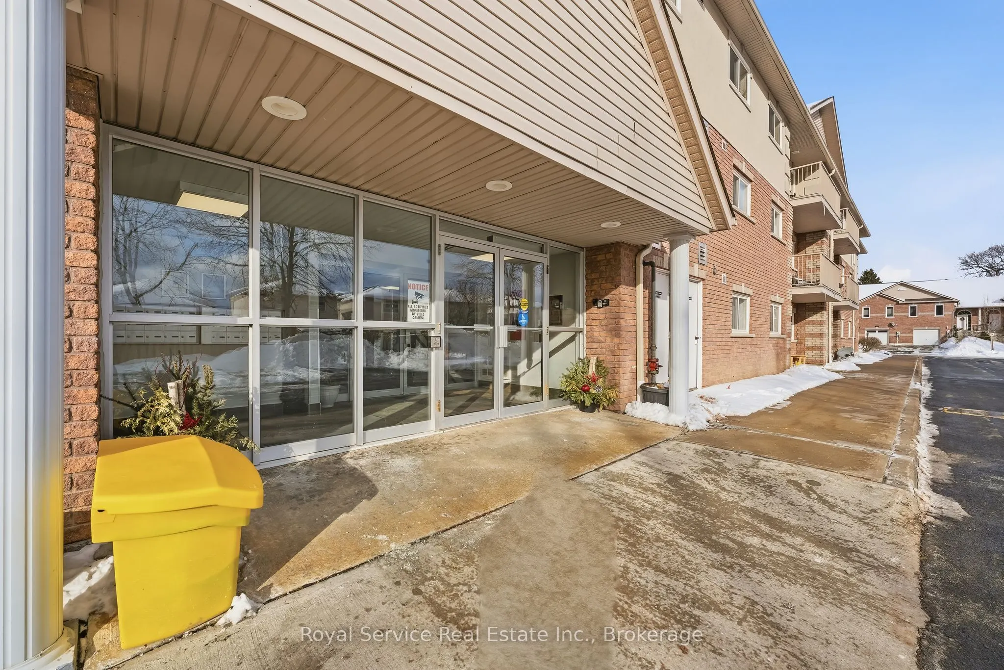 841 Battell Street #304