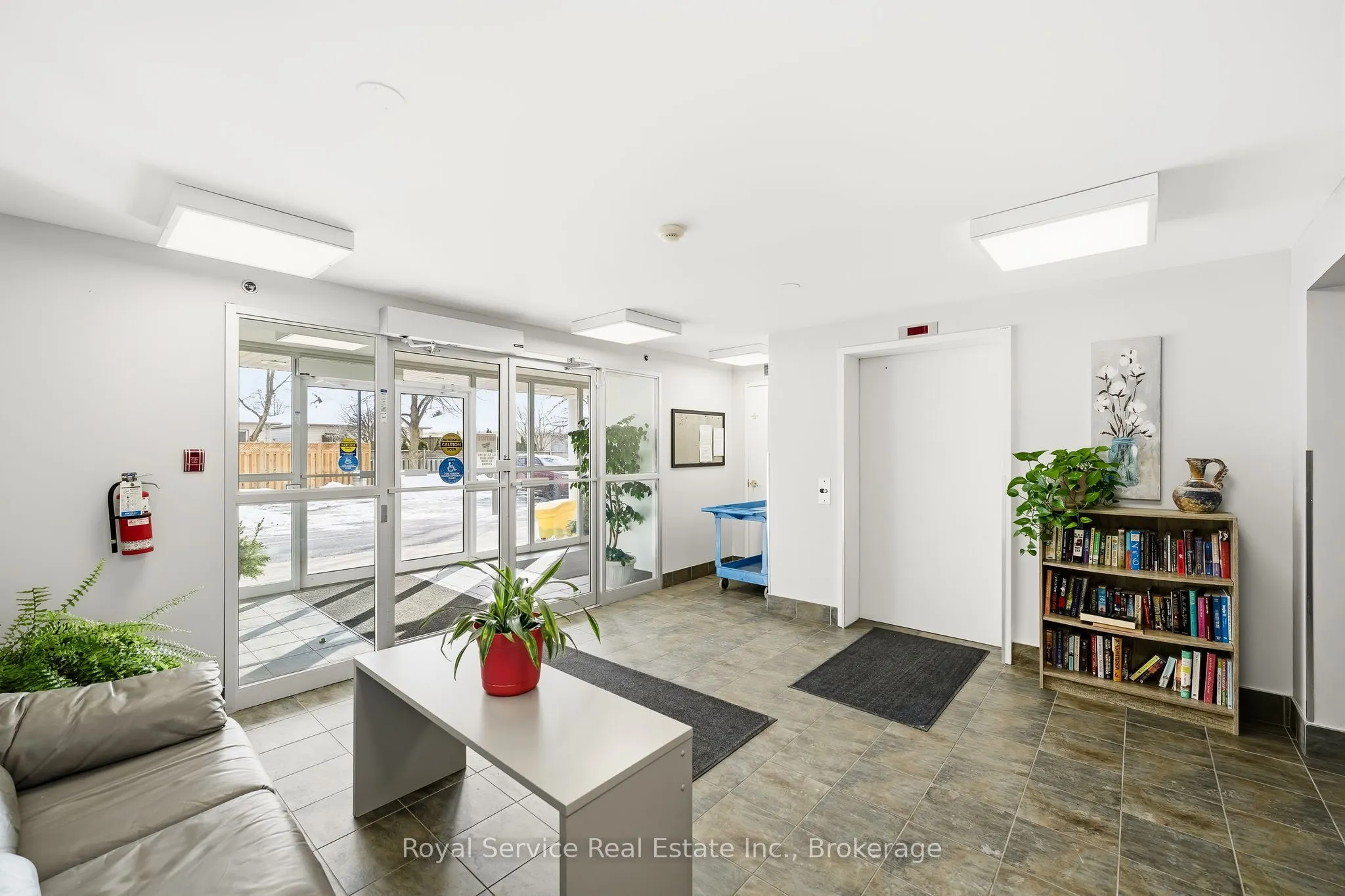 841 Battell Street #304