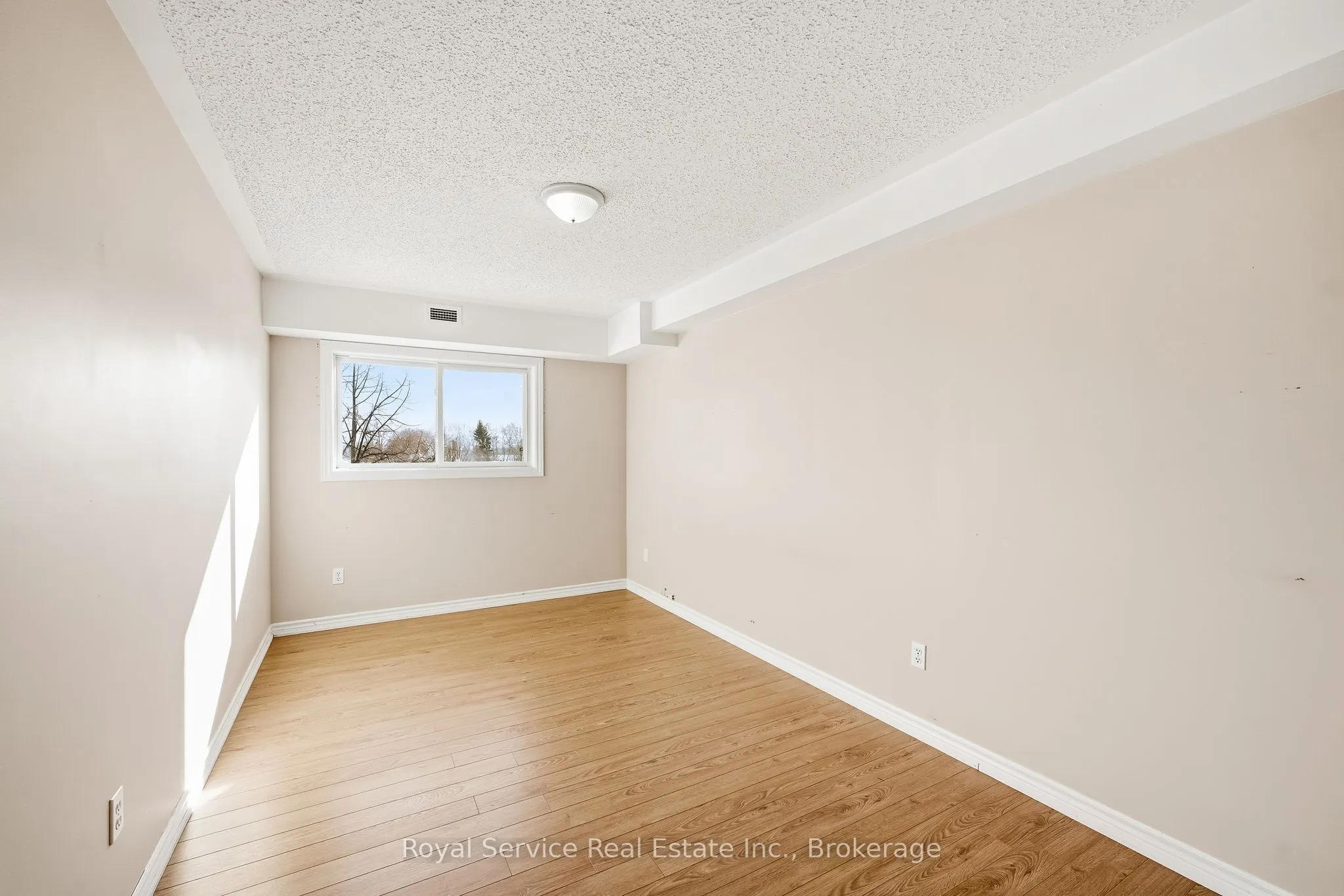 841 Battell Street #304