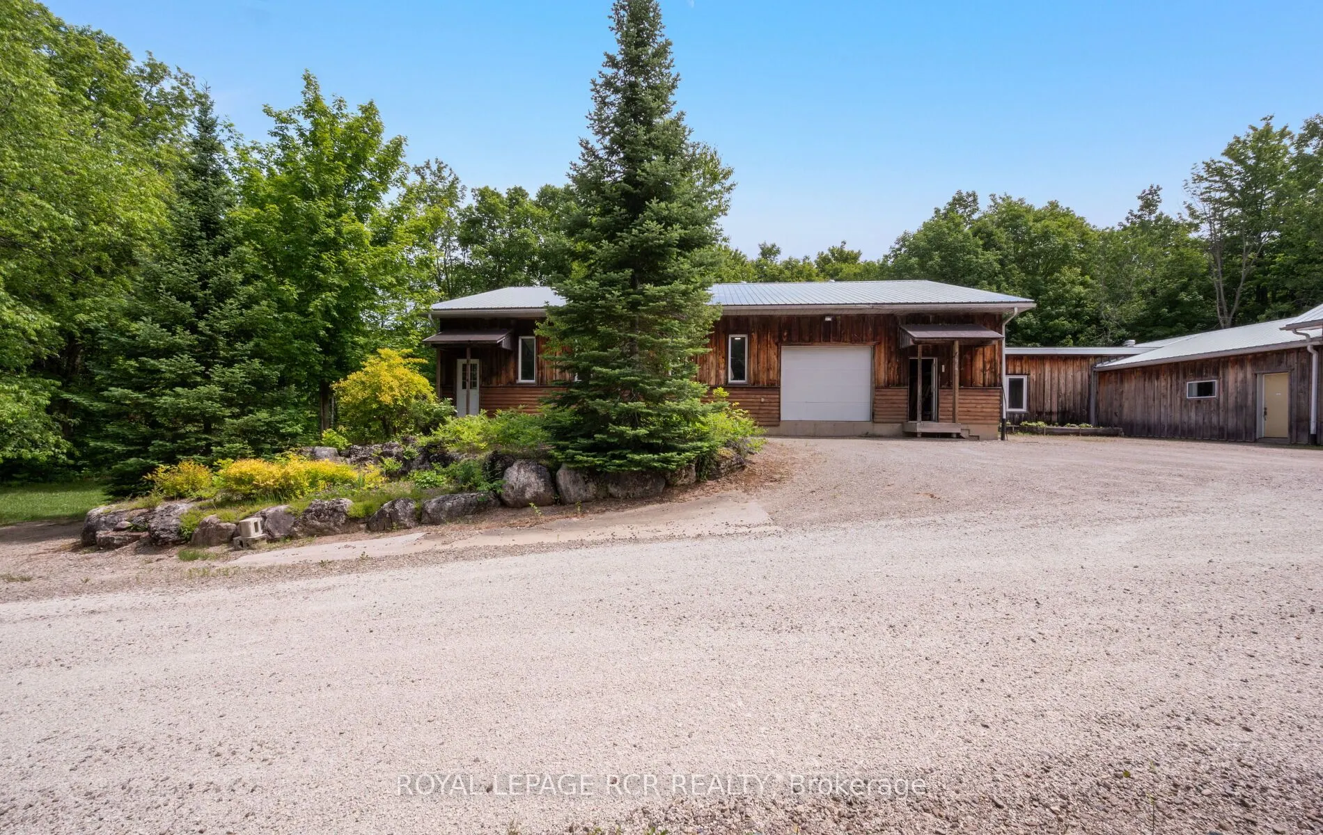 425457 25 Side Road