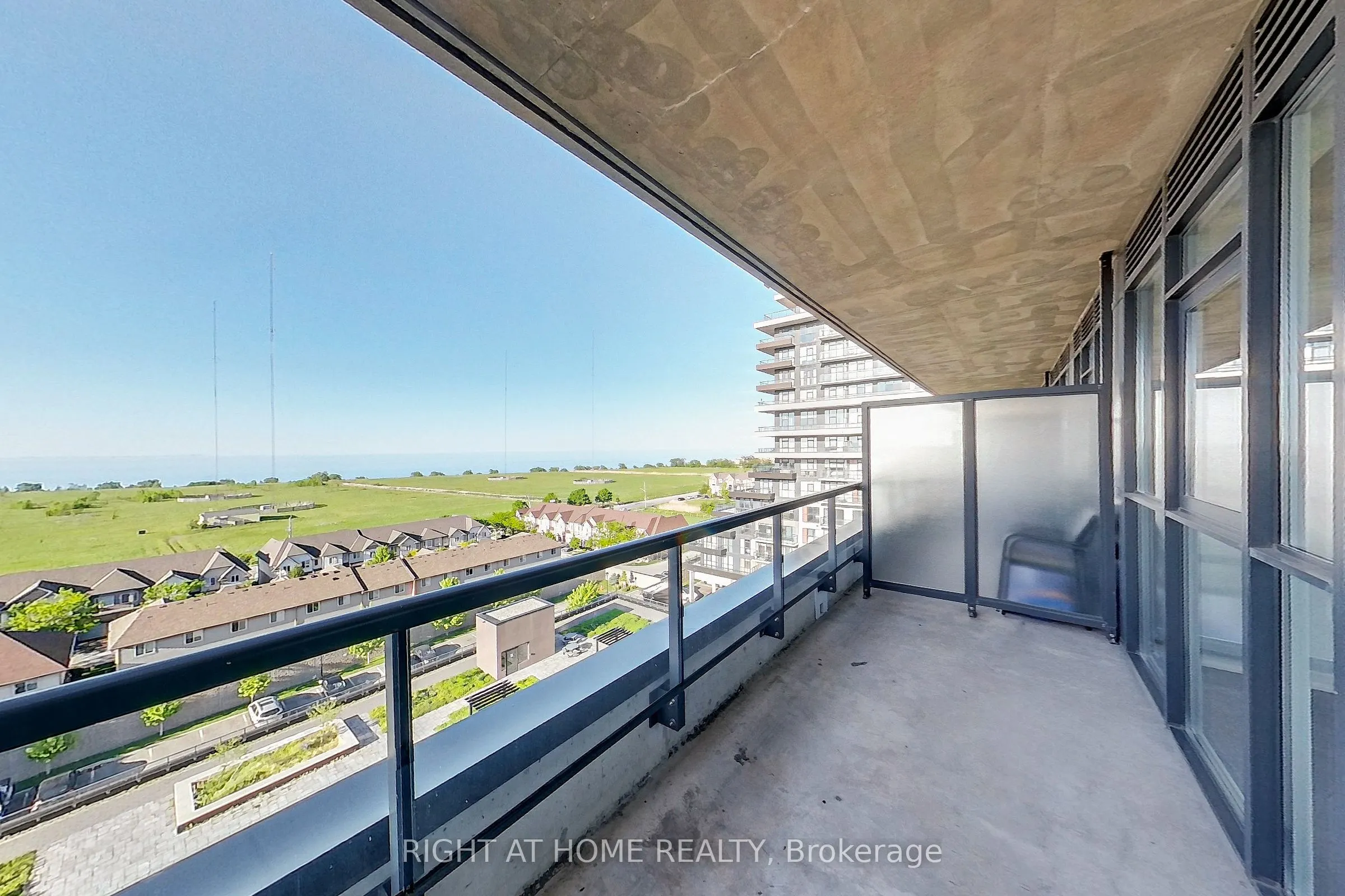 560 North Service Road #807