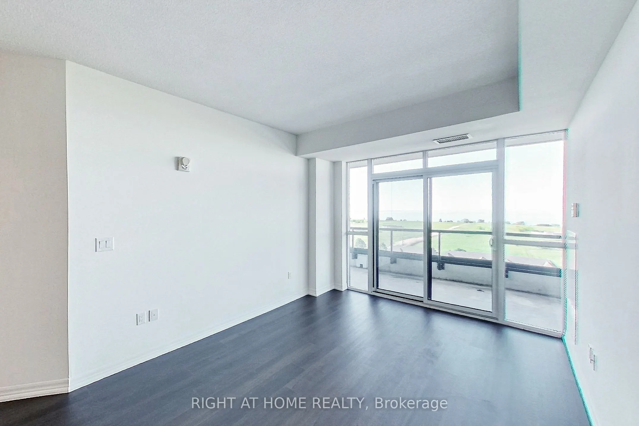 560 North Service Road #807