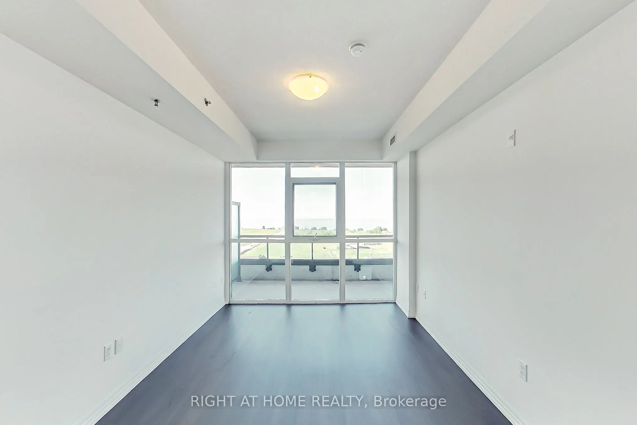 560 North Service Road #807