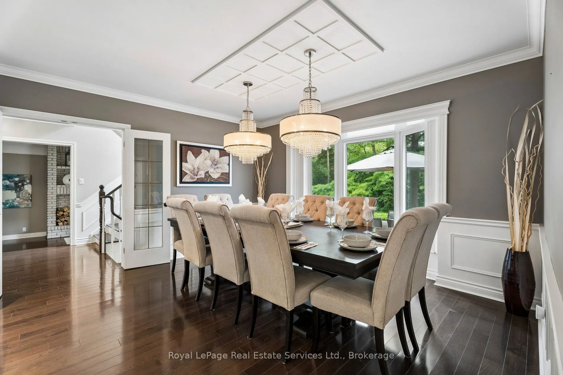 1 Stonebury Place