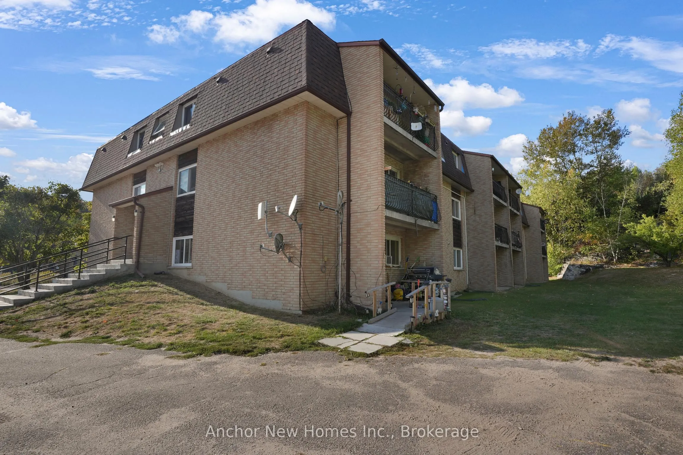 20 Valleyview Drive