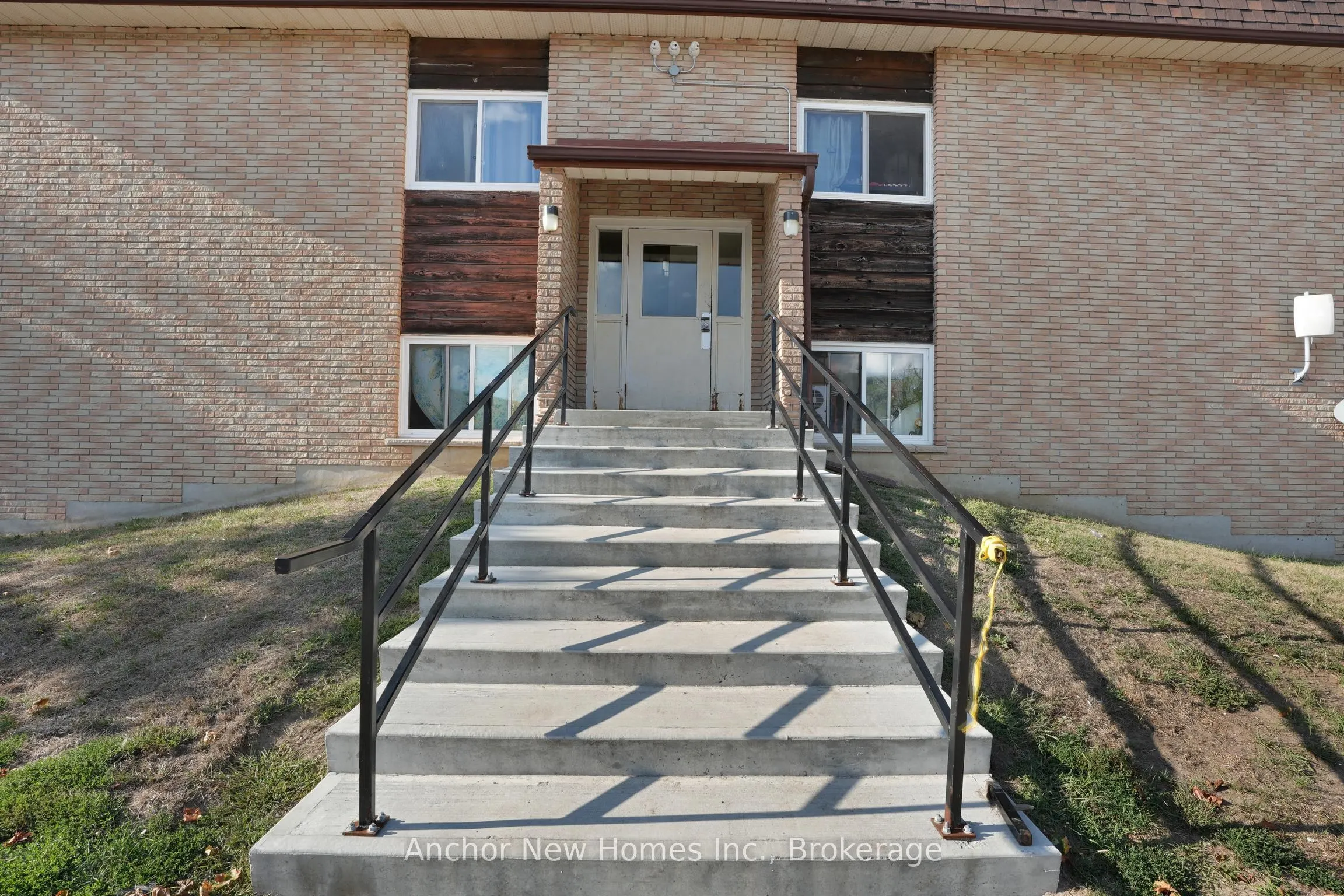 20 Valleyview Drive