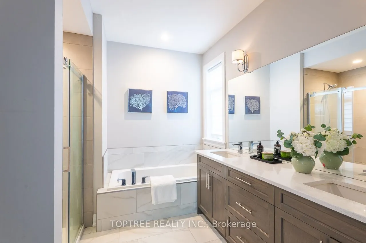 2290 Torrey Pines Way #29