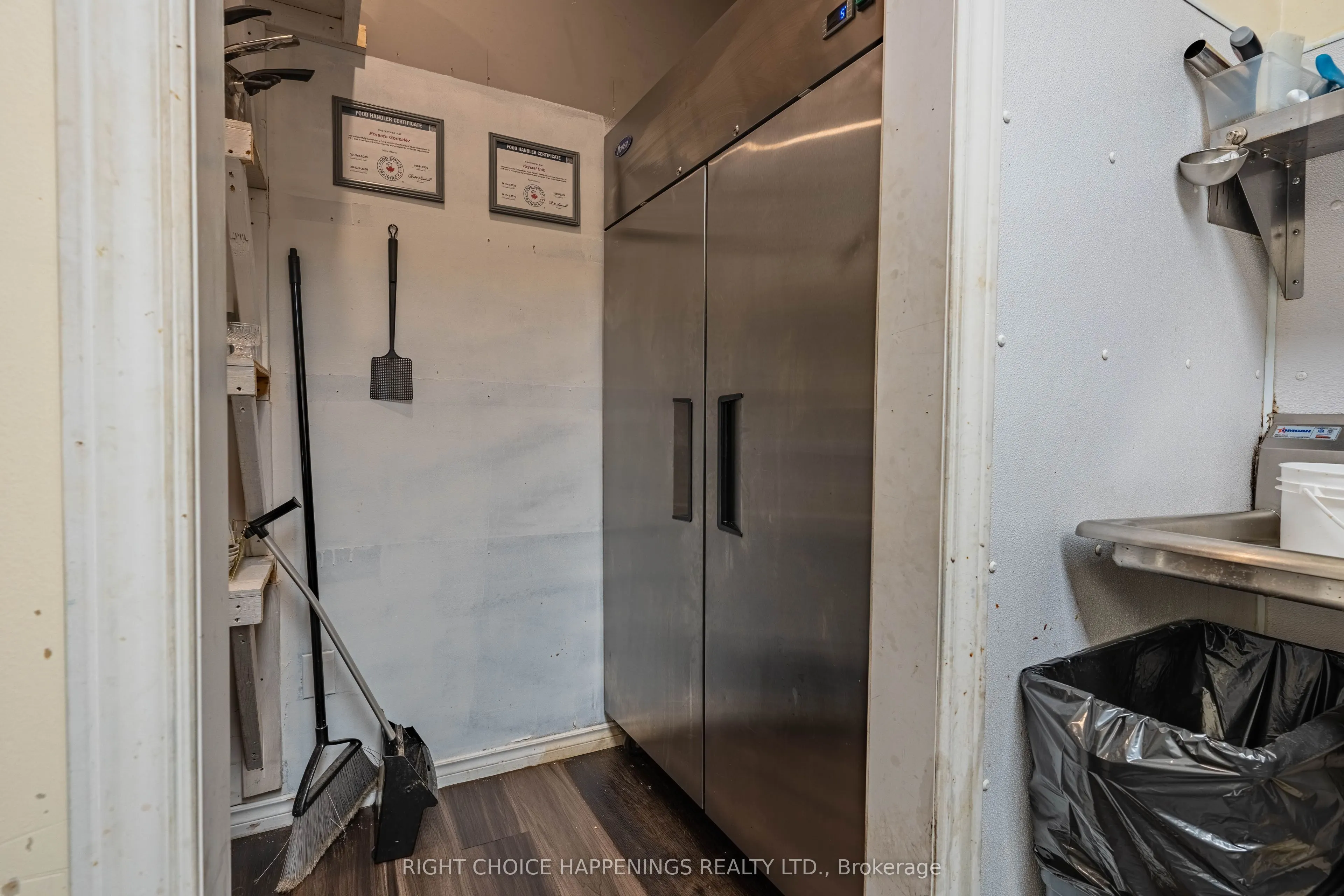 1161 Pelham Street #4