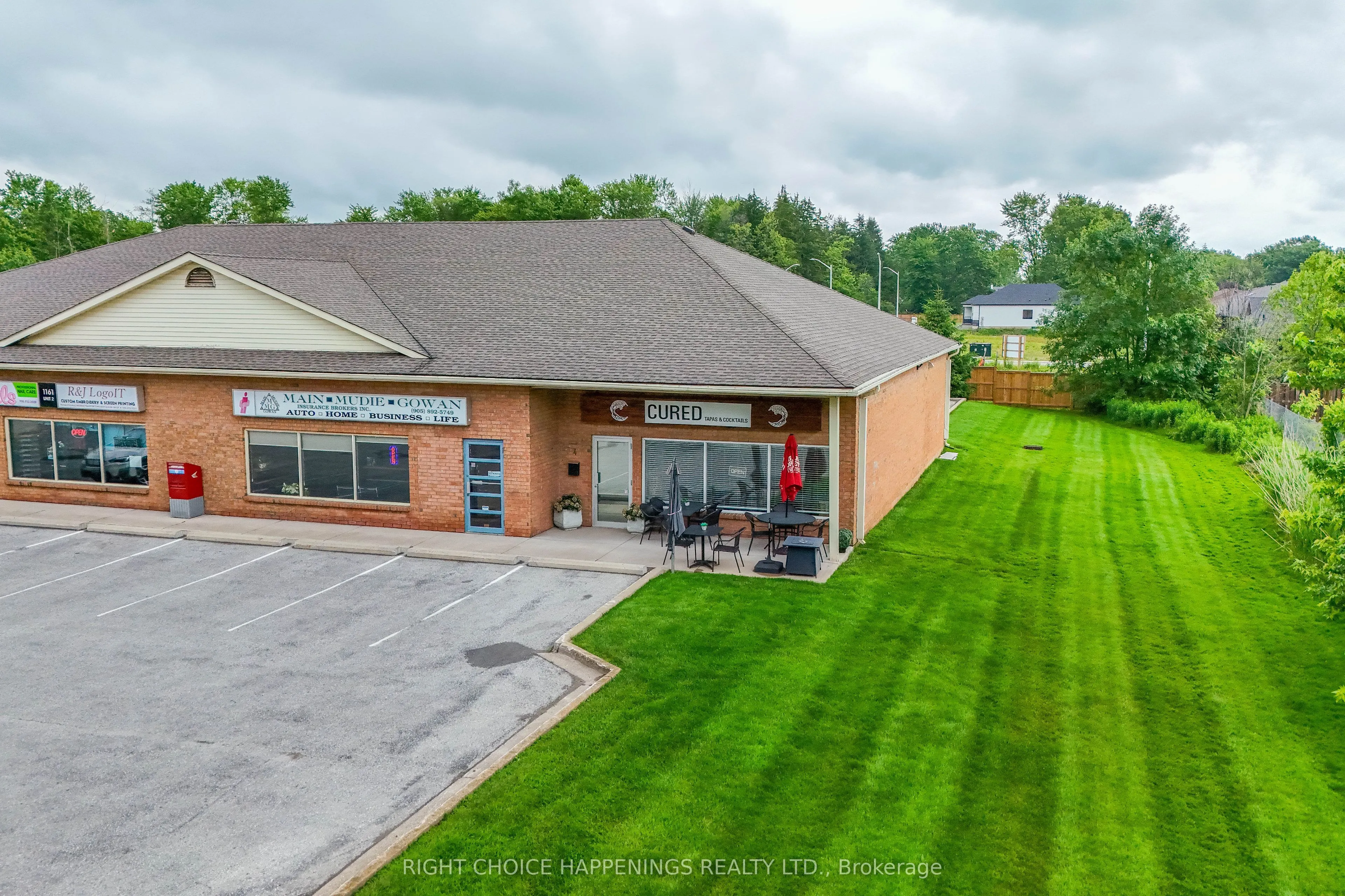 1161 Pelham Street #4