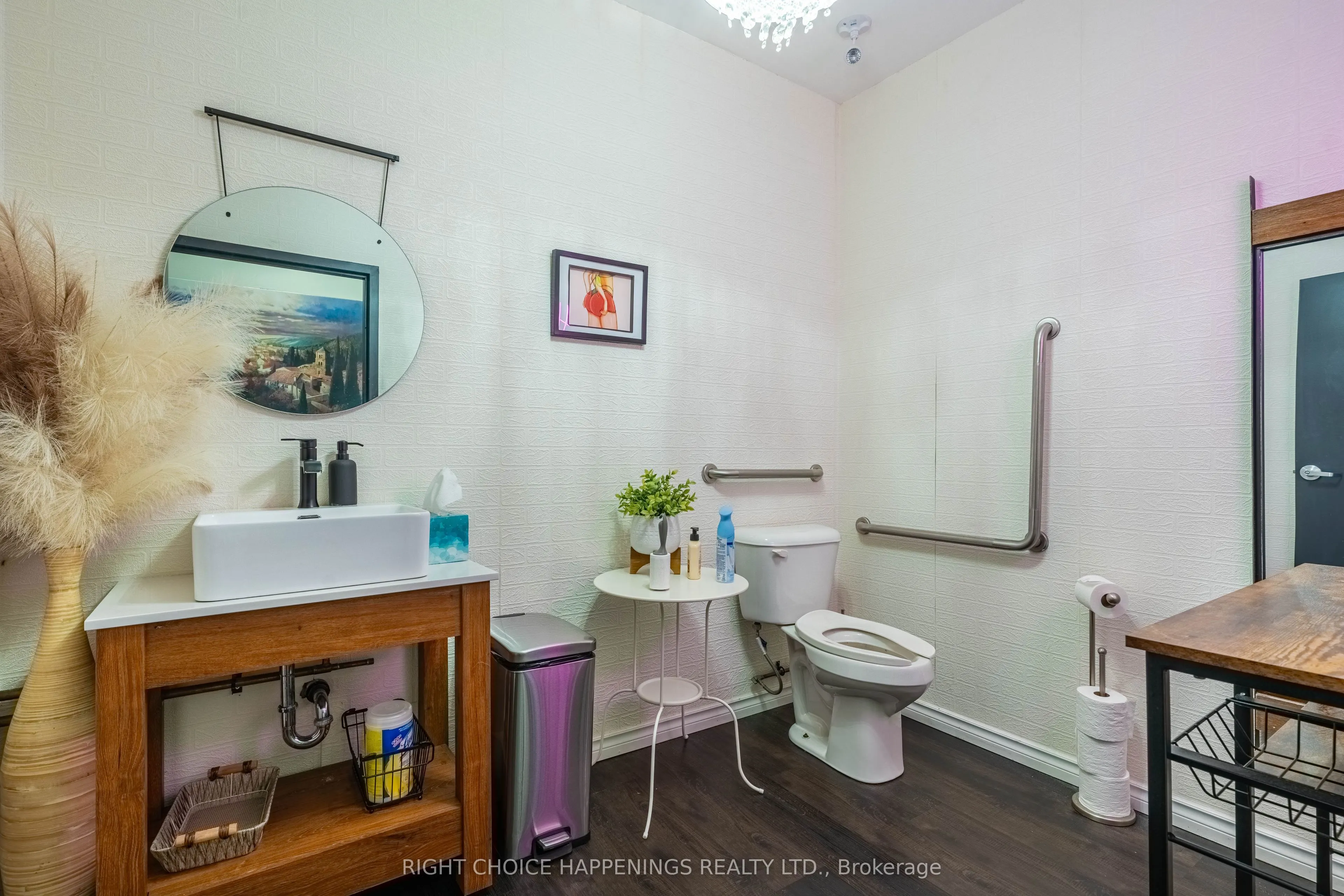 1161 Pelham Street #4