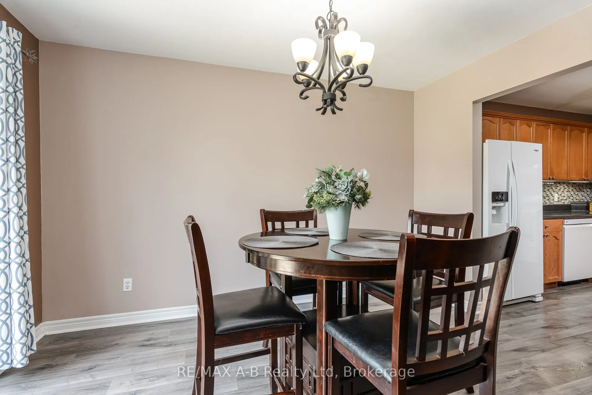 108 Walsh Crescent