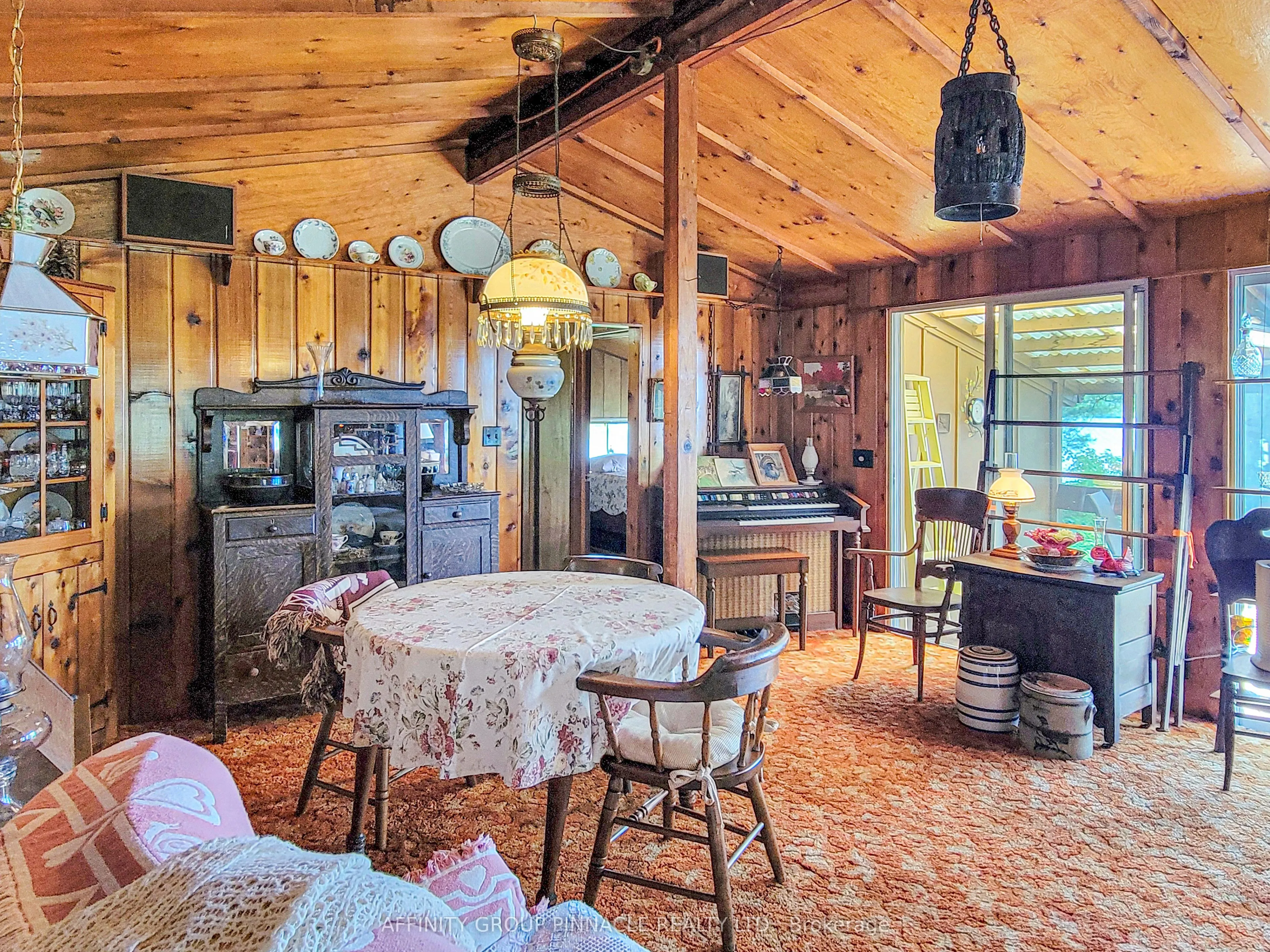 396 North Shore Road