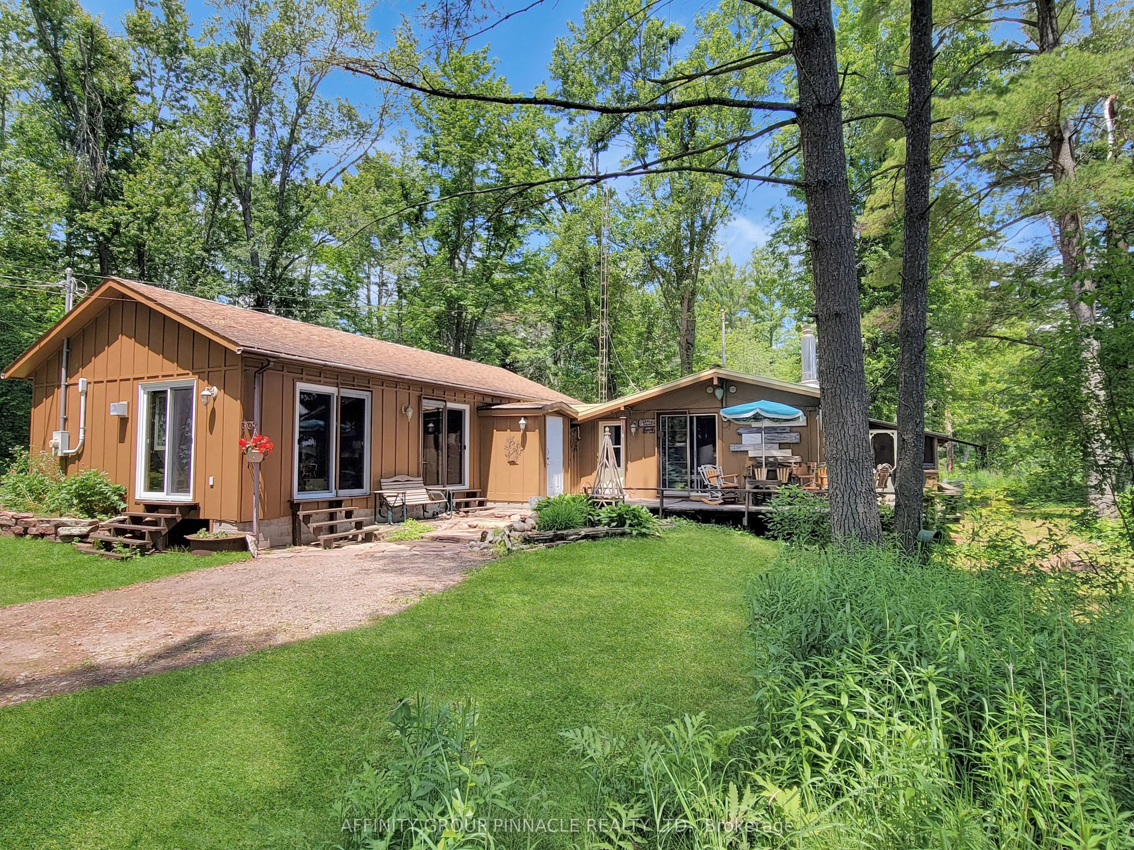 396 North Shore Road