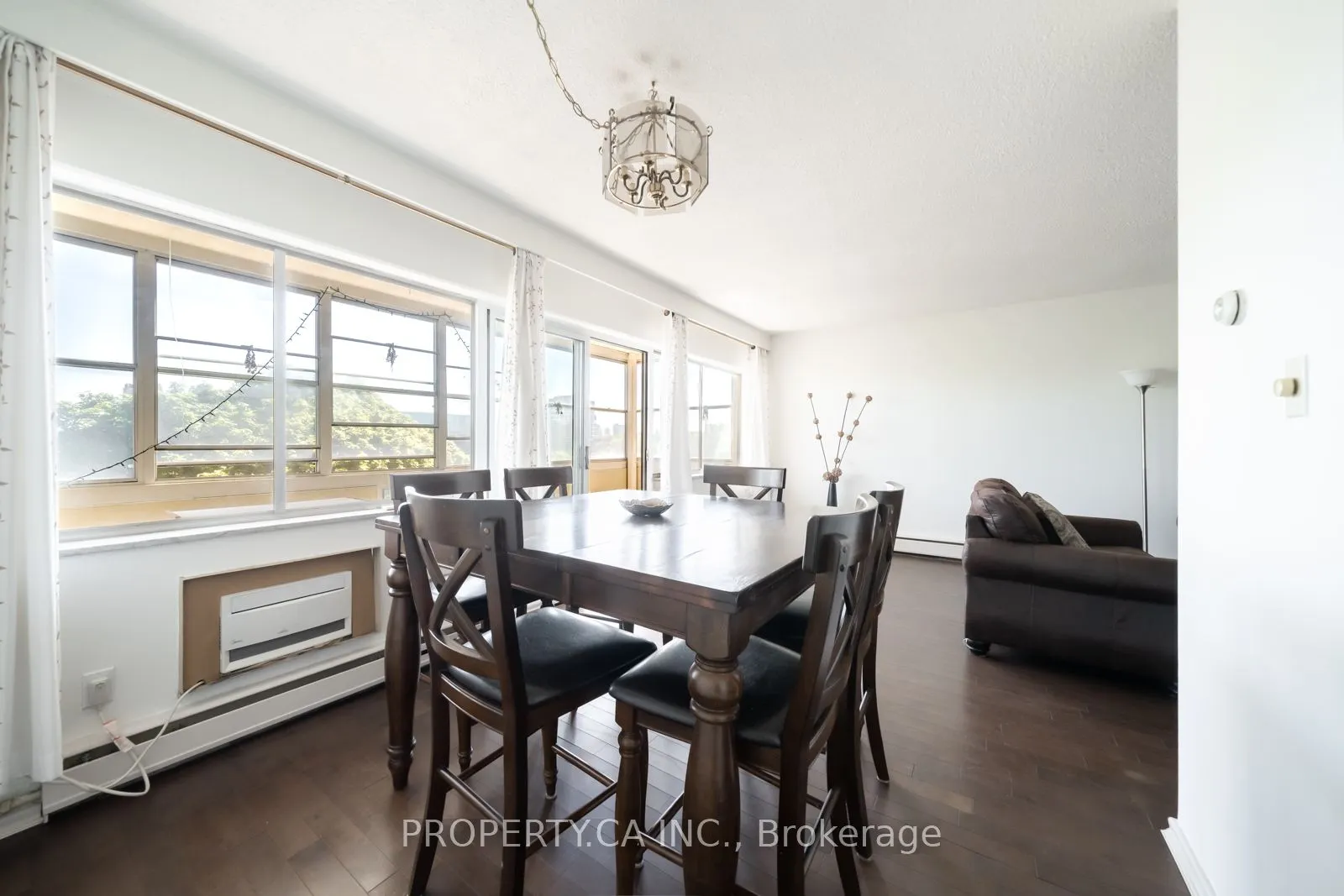 45 Westmount Road N #404