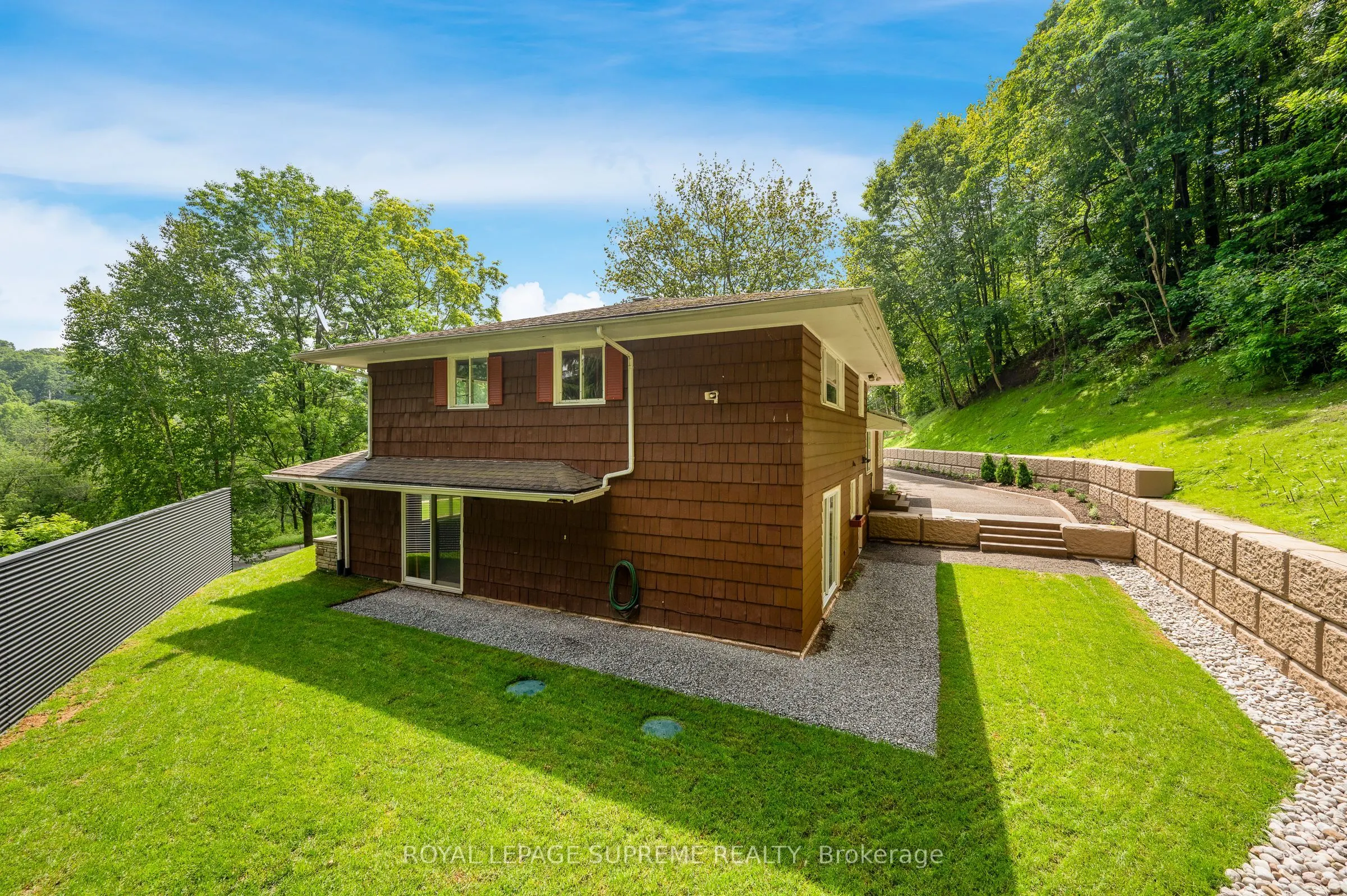 2035 Hollow Road