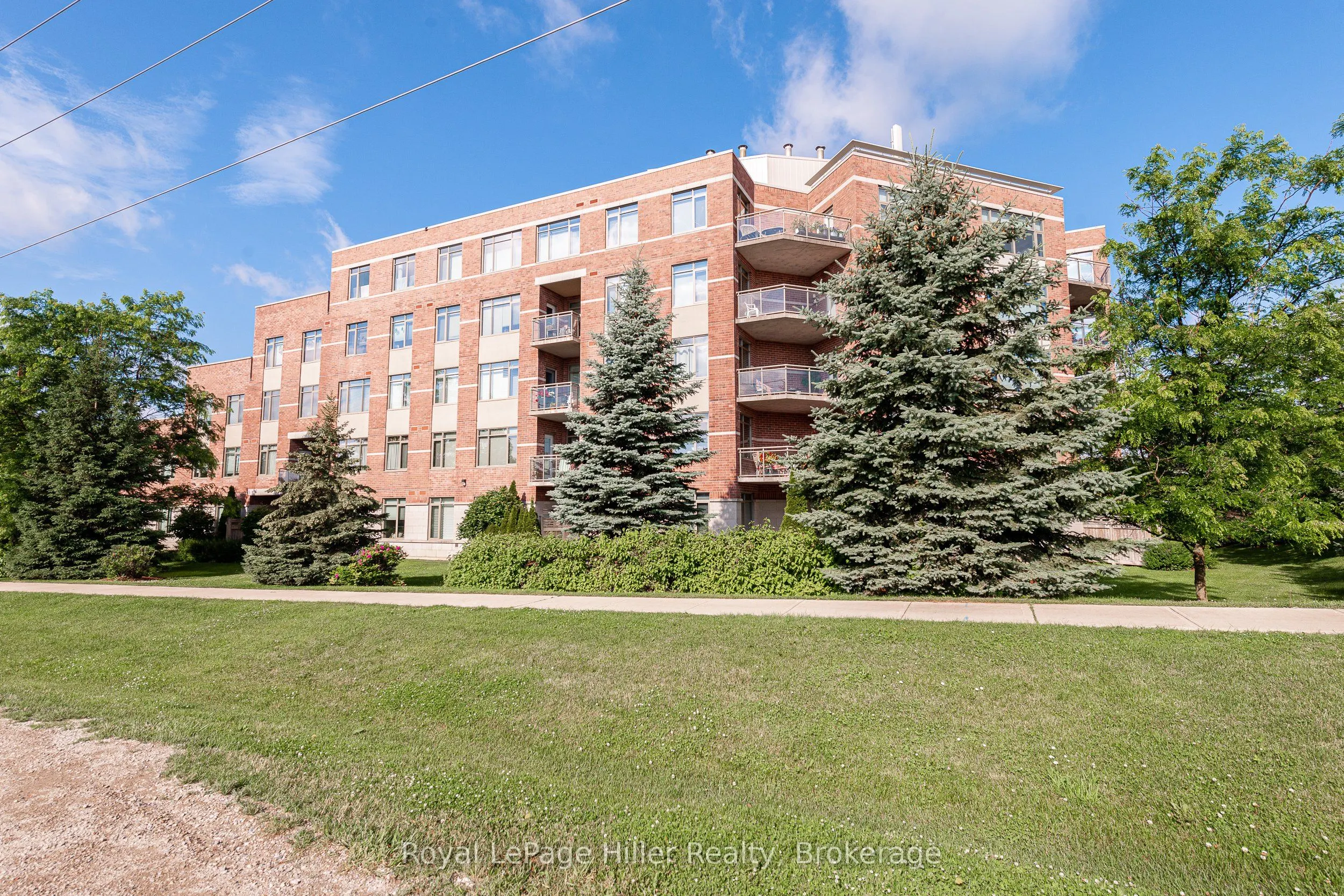 400 Romeo Street N #308
