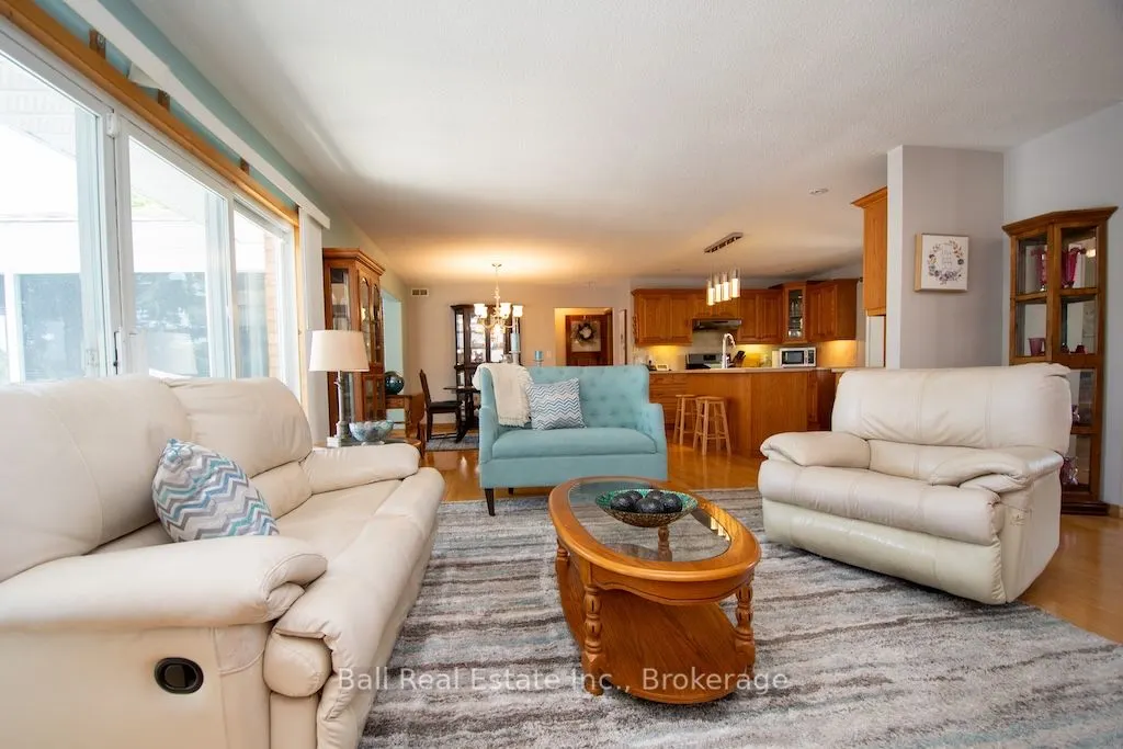 3 Cedar Drive