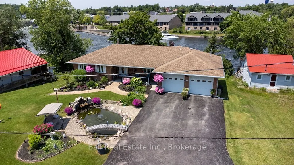 3 Cedar Drive