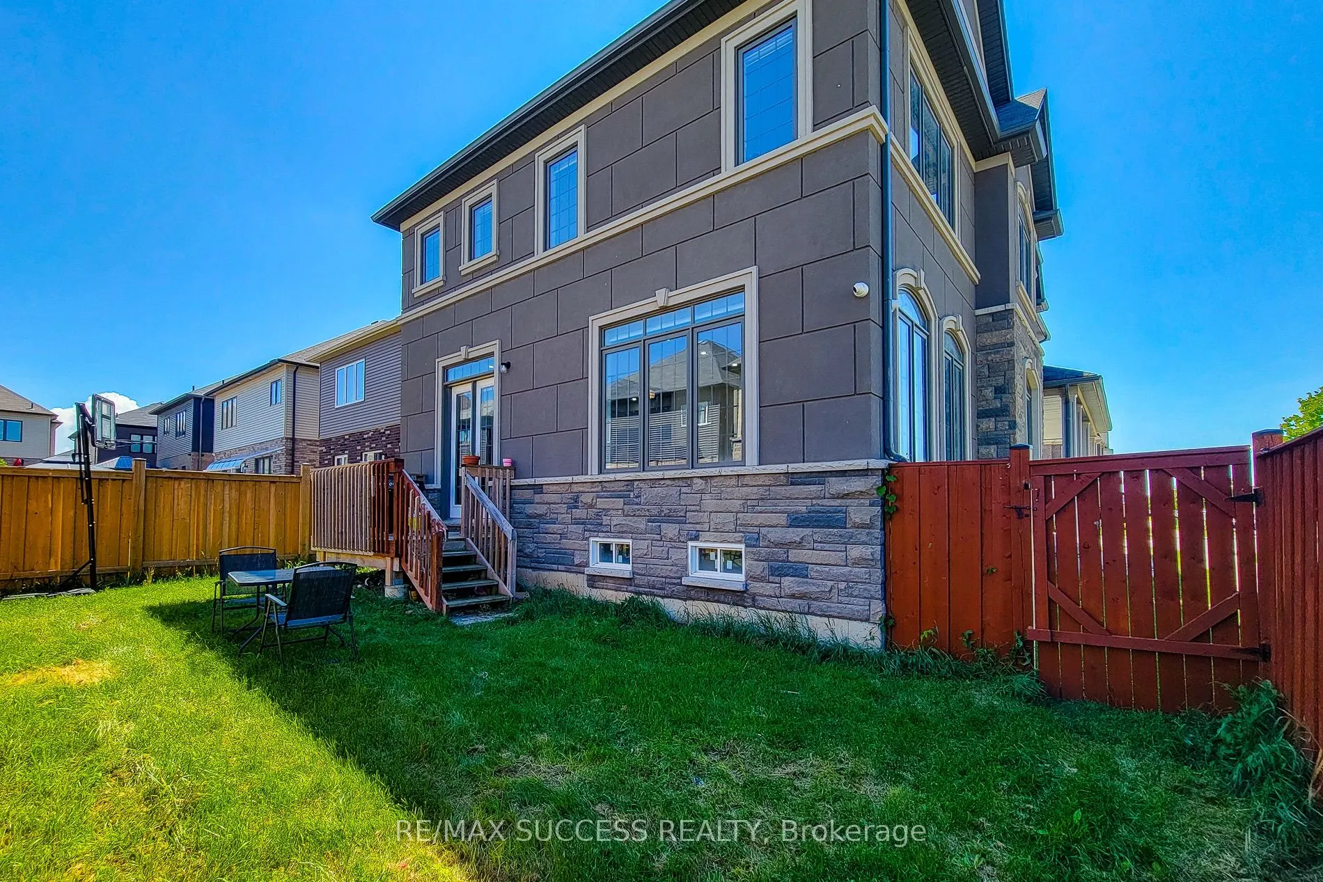 1 Rowley Street