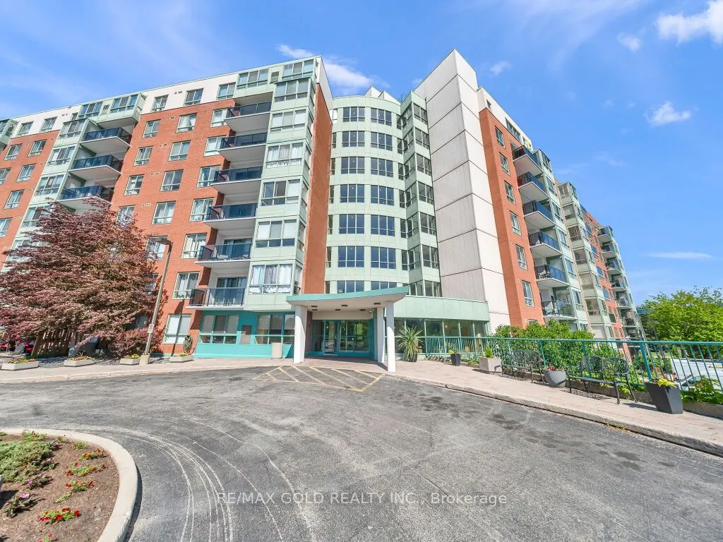 30 Blue Springs Drive #611