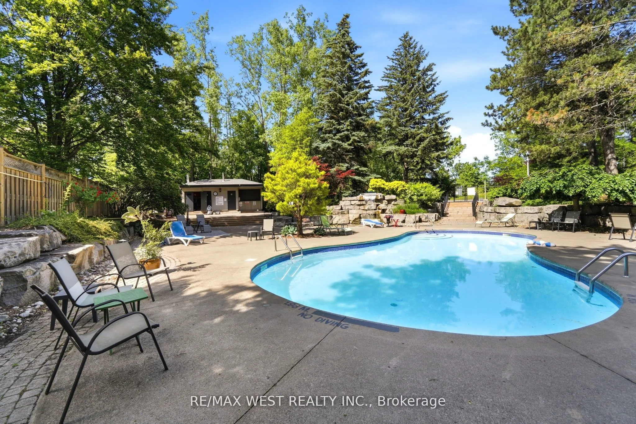81 Scott Street #808
