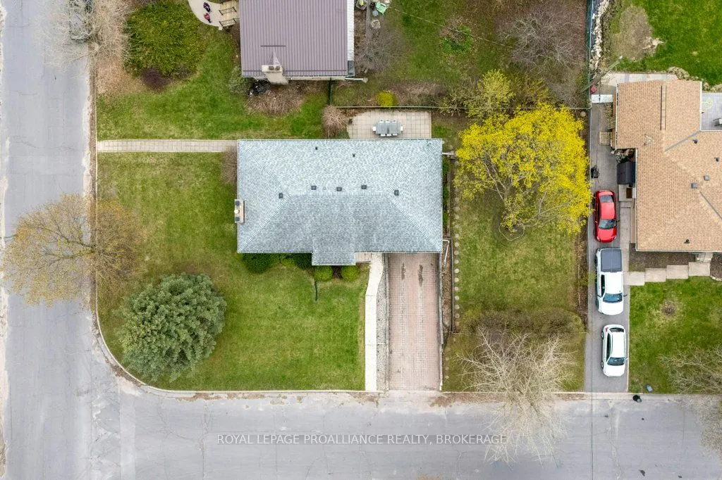 302 Arrowhead Place