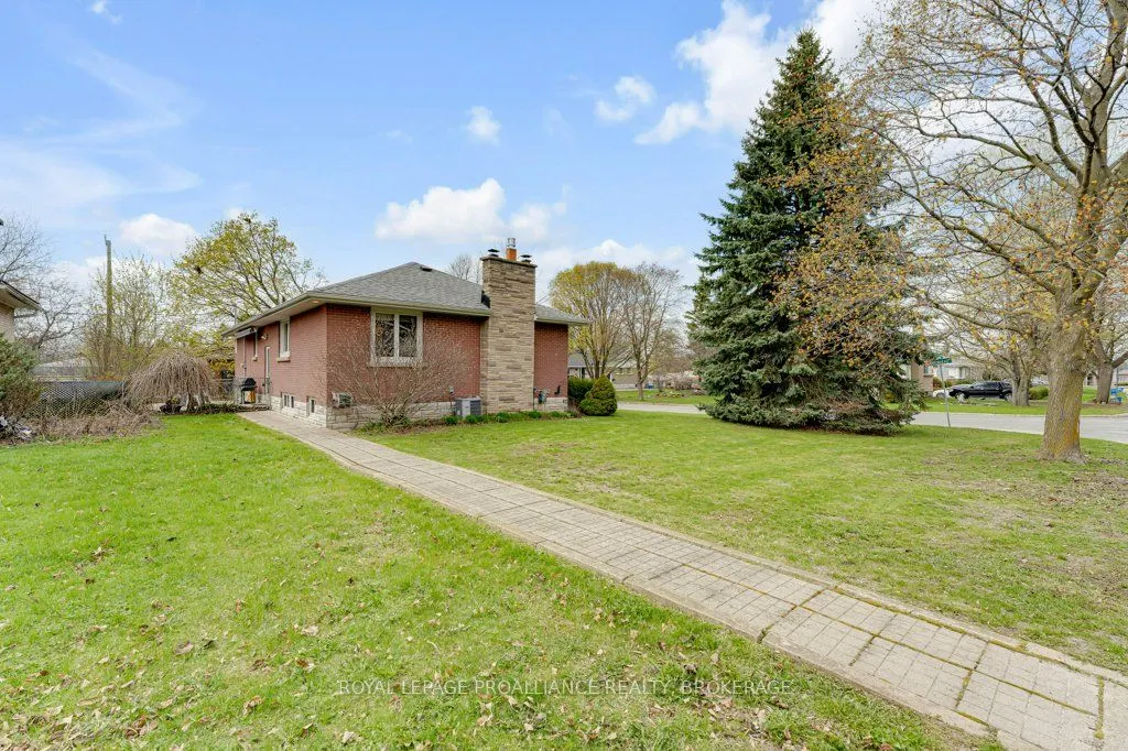 302 Arrowhead Place