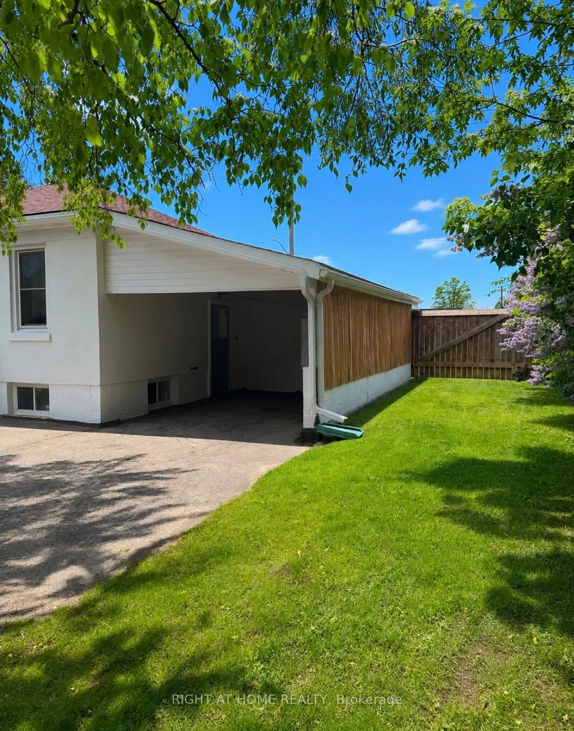 483 Clarke Road