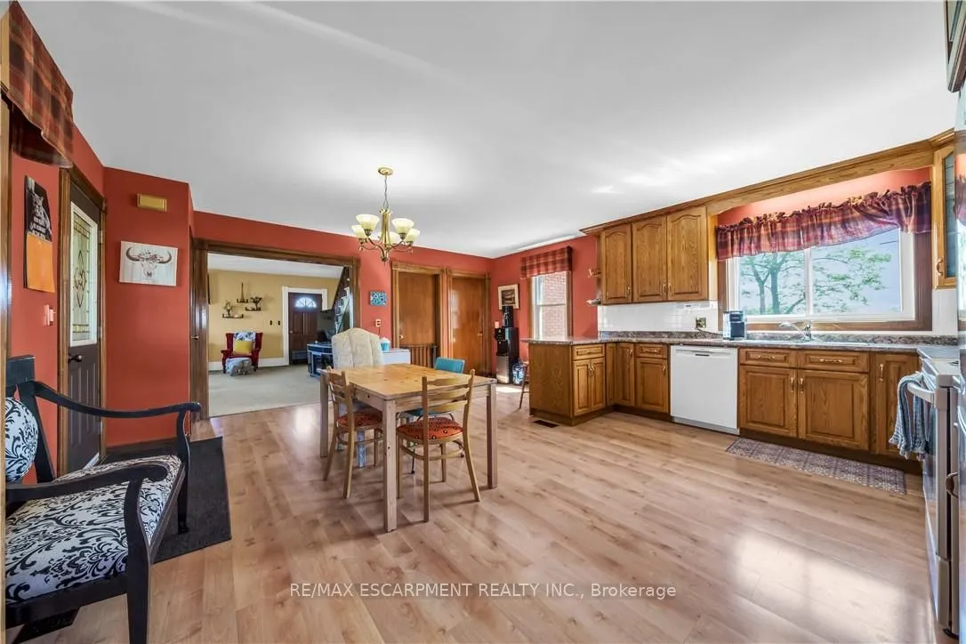 4932 FLY Road
