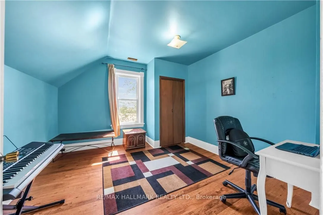 4932 FLY Road
