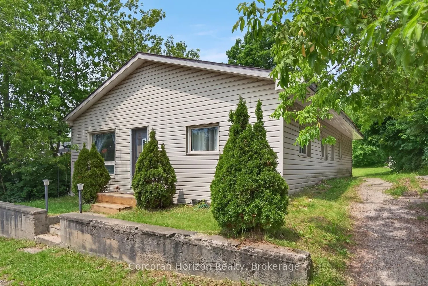 20 Parry Sound Road