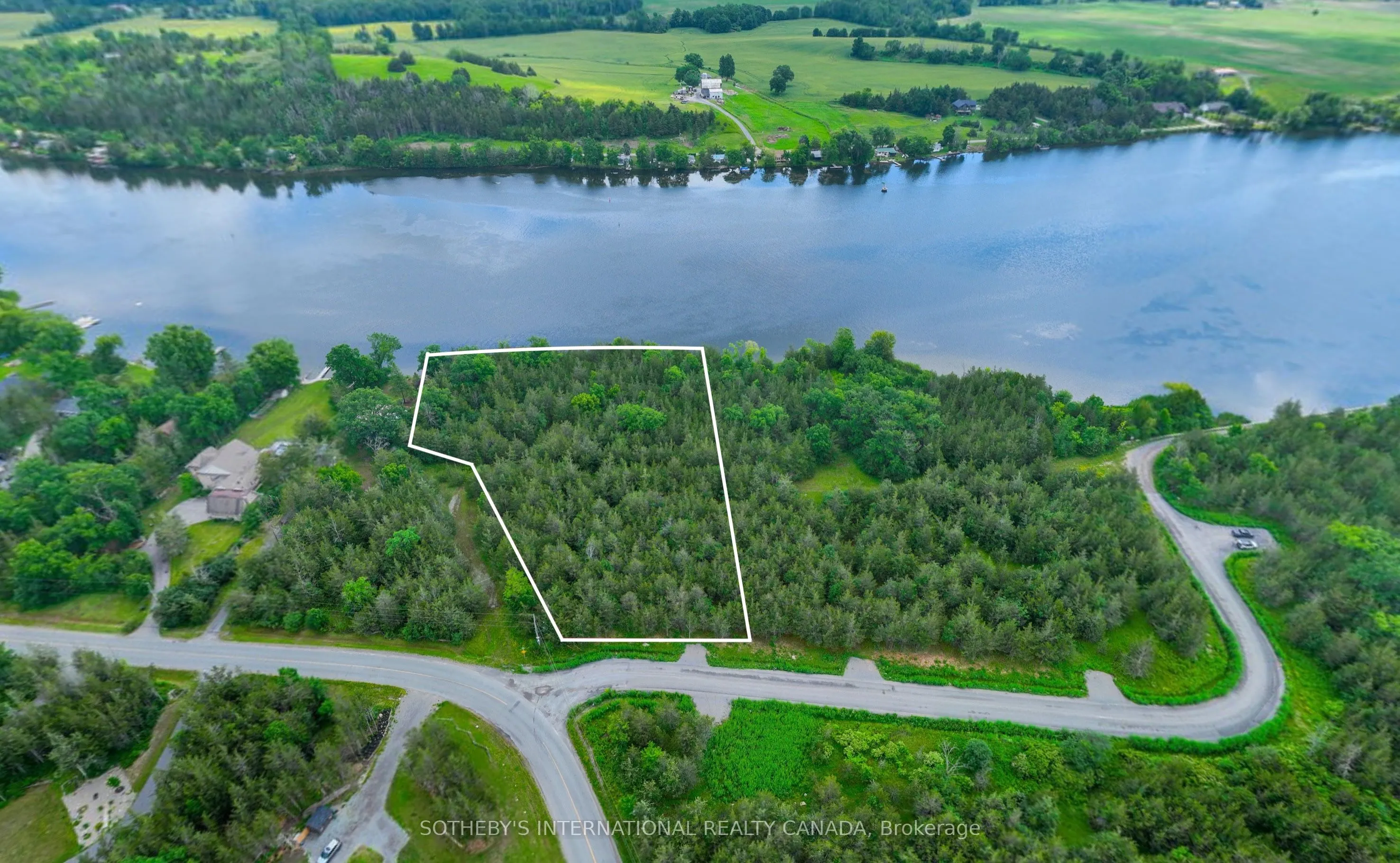 4 Lockside Drive