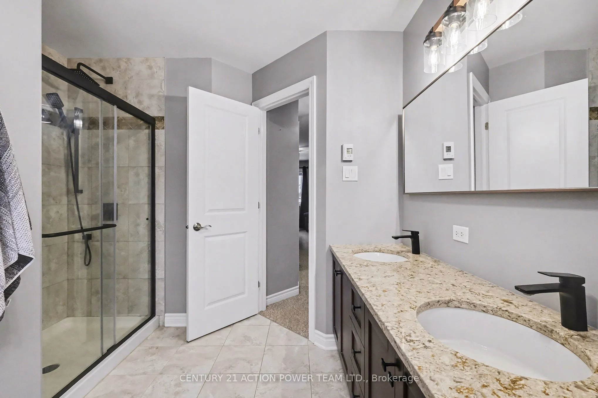 7 Richer Street S