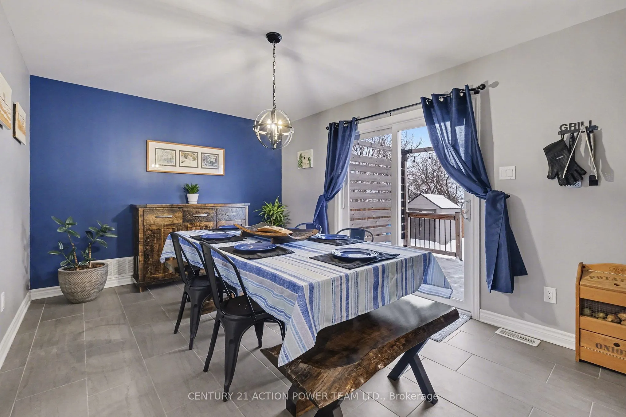 7 Richer Street S