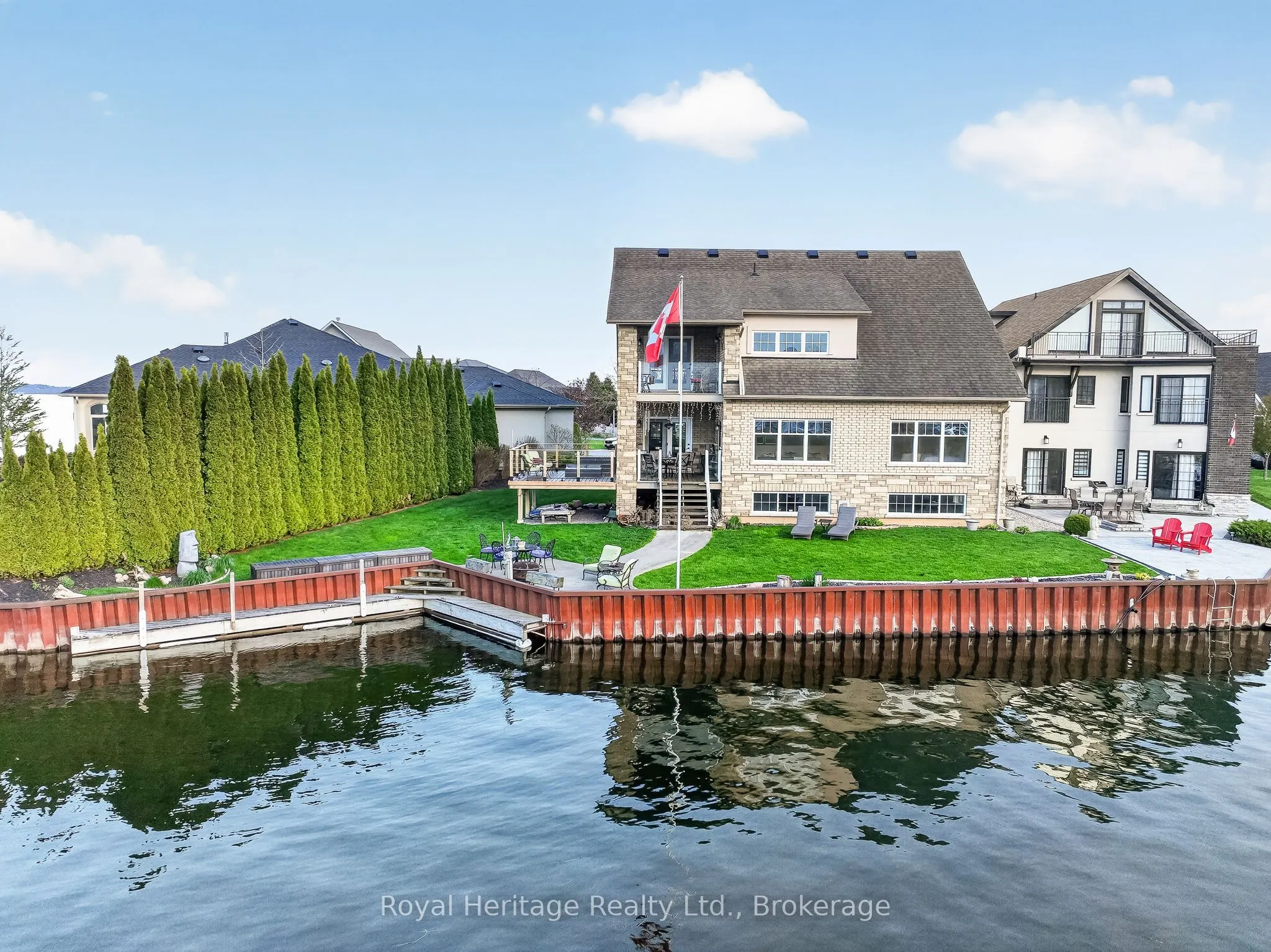 32 Edgewater Drive