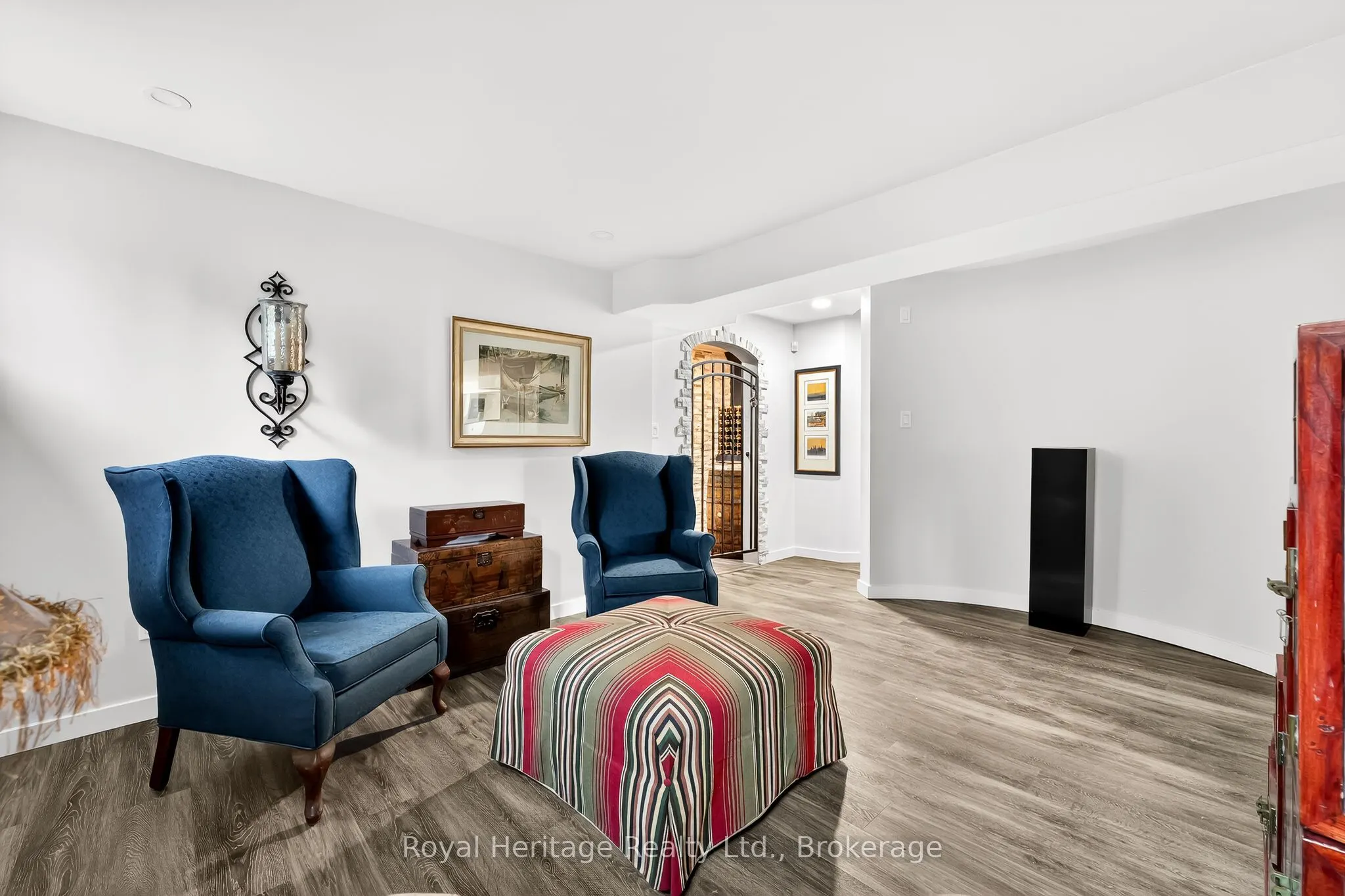 32 Edgewater Drive