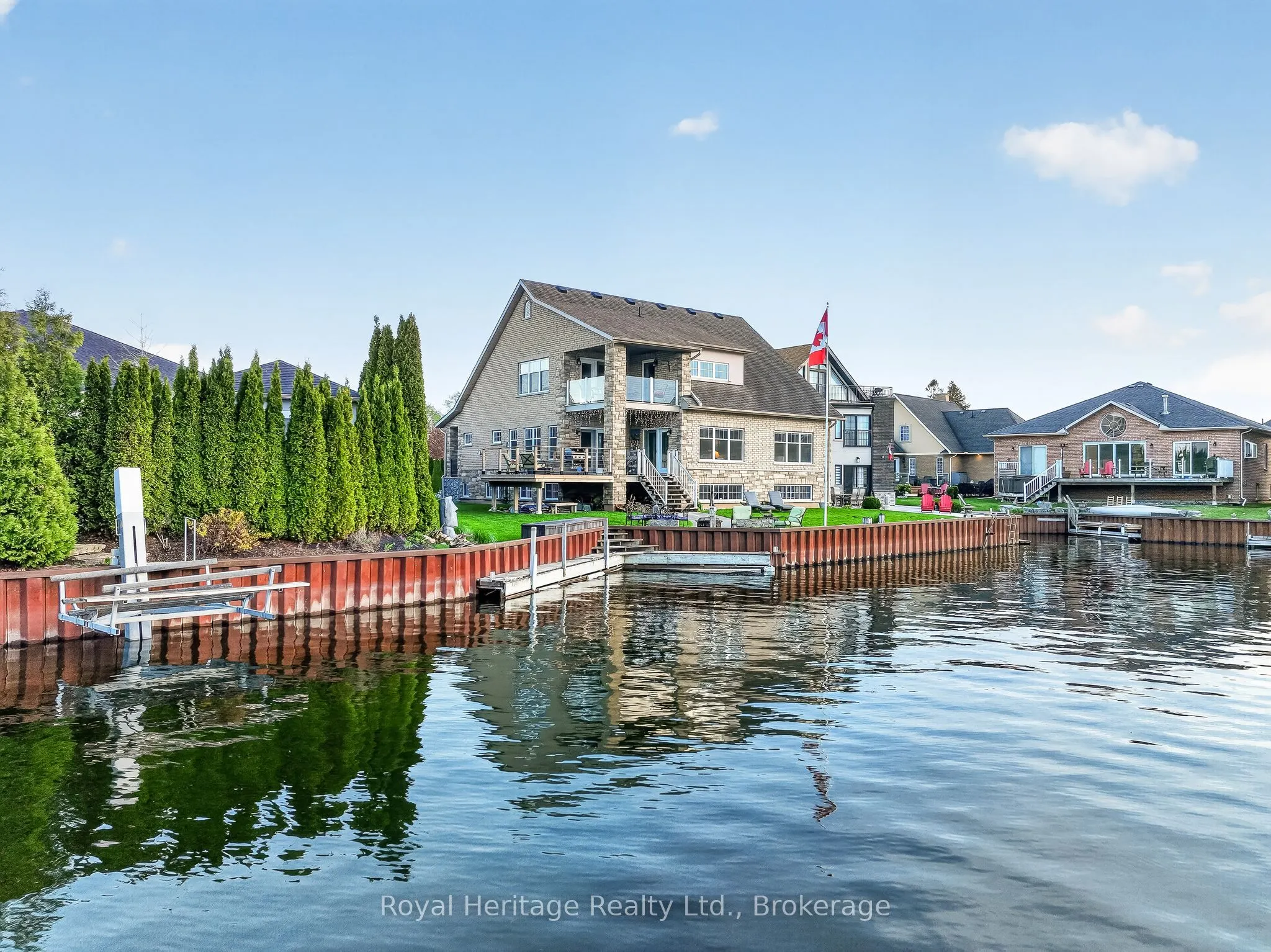 32 Edgewater Drive