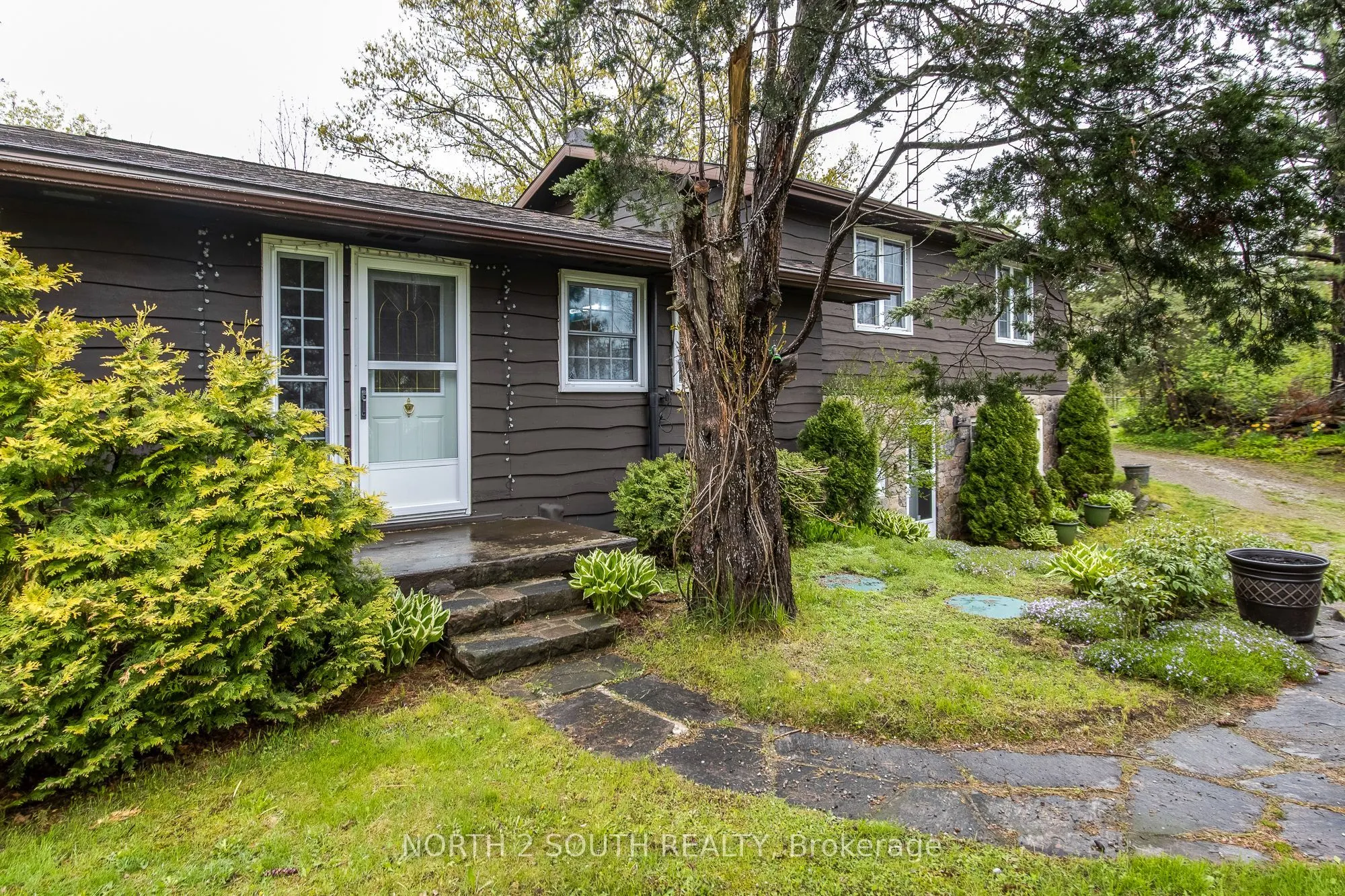 1146 Honey Harbour Road