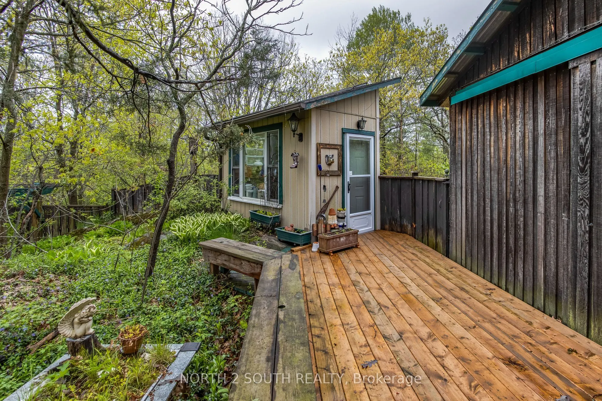 1146 Honey Harbour Road