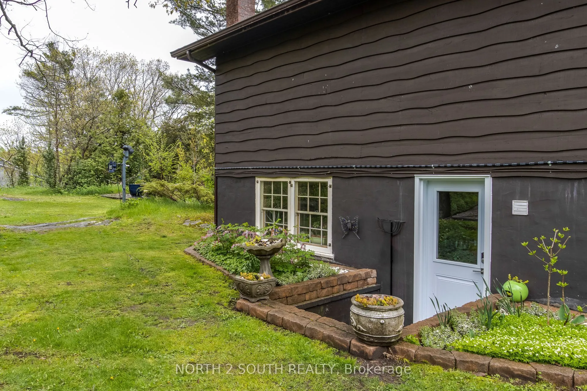 1146 Honey Harbour Road