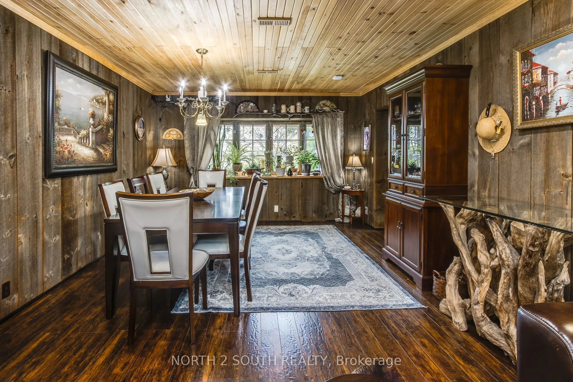 1146 Honey Harbour Road
