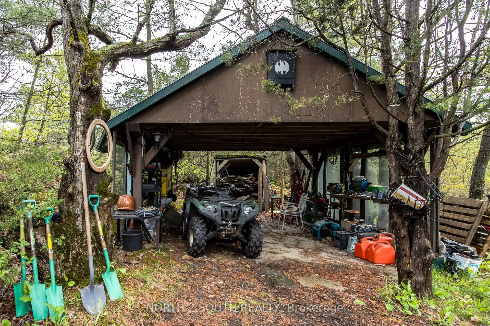 1146 Honey Harbour Road