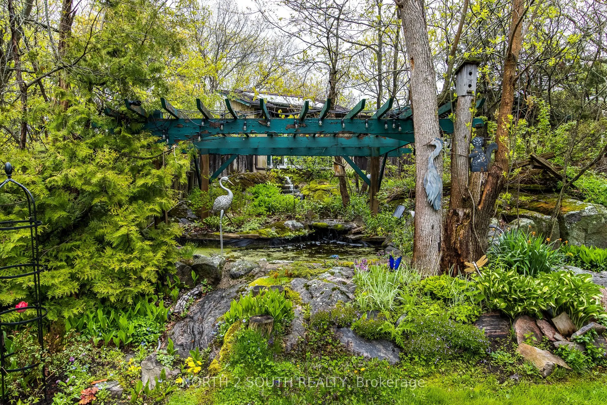 1146 Honey Harbour Road