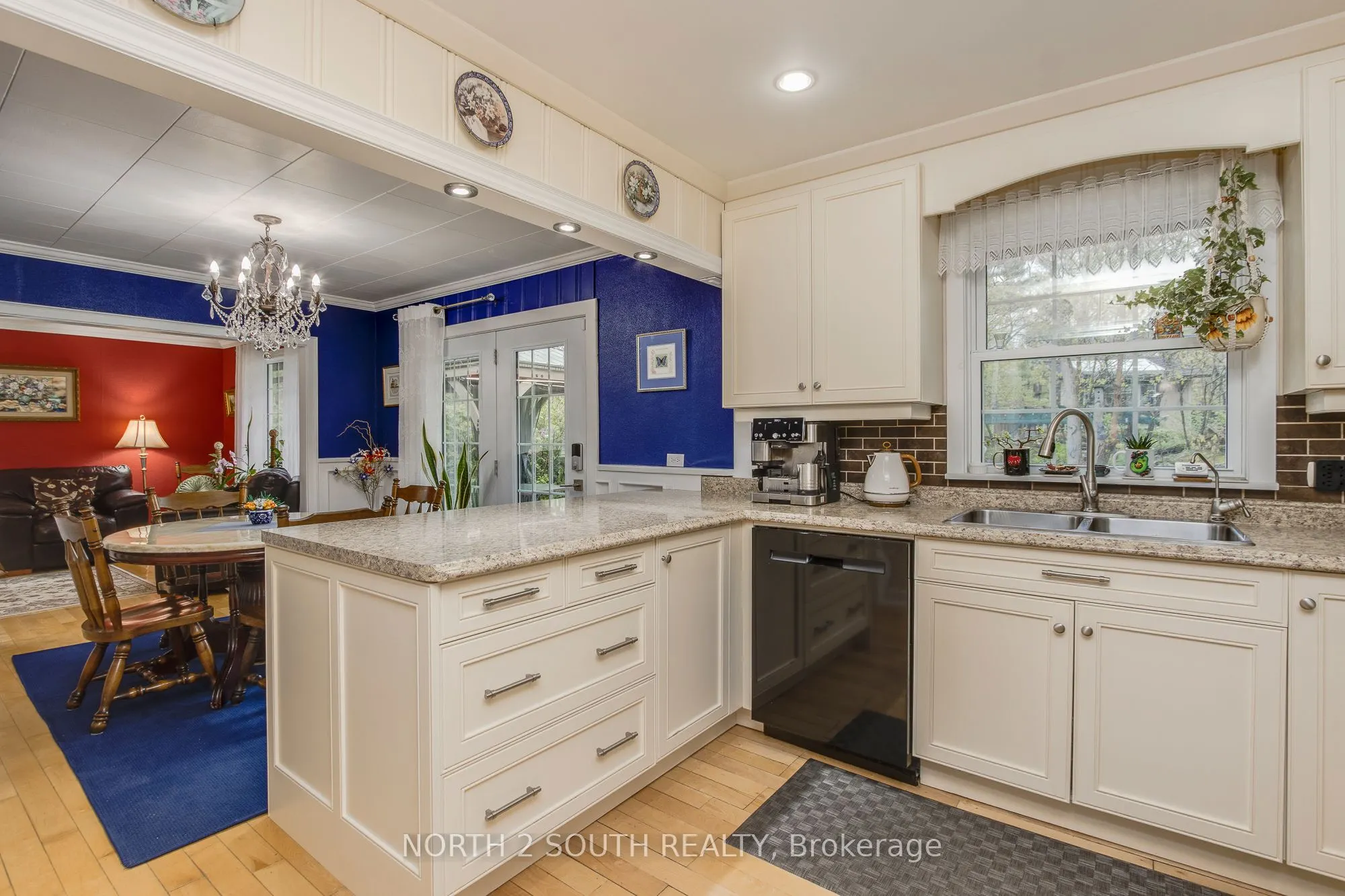 1146 Honey Harbour Road