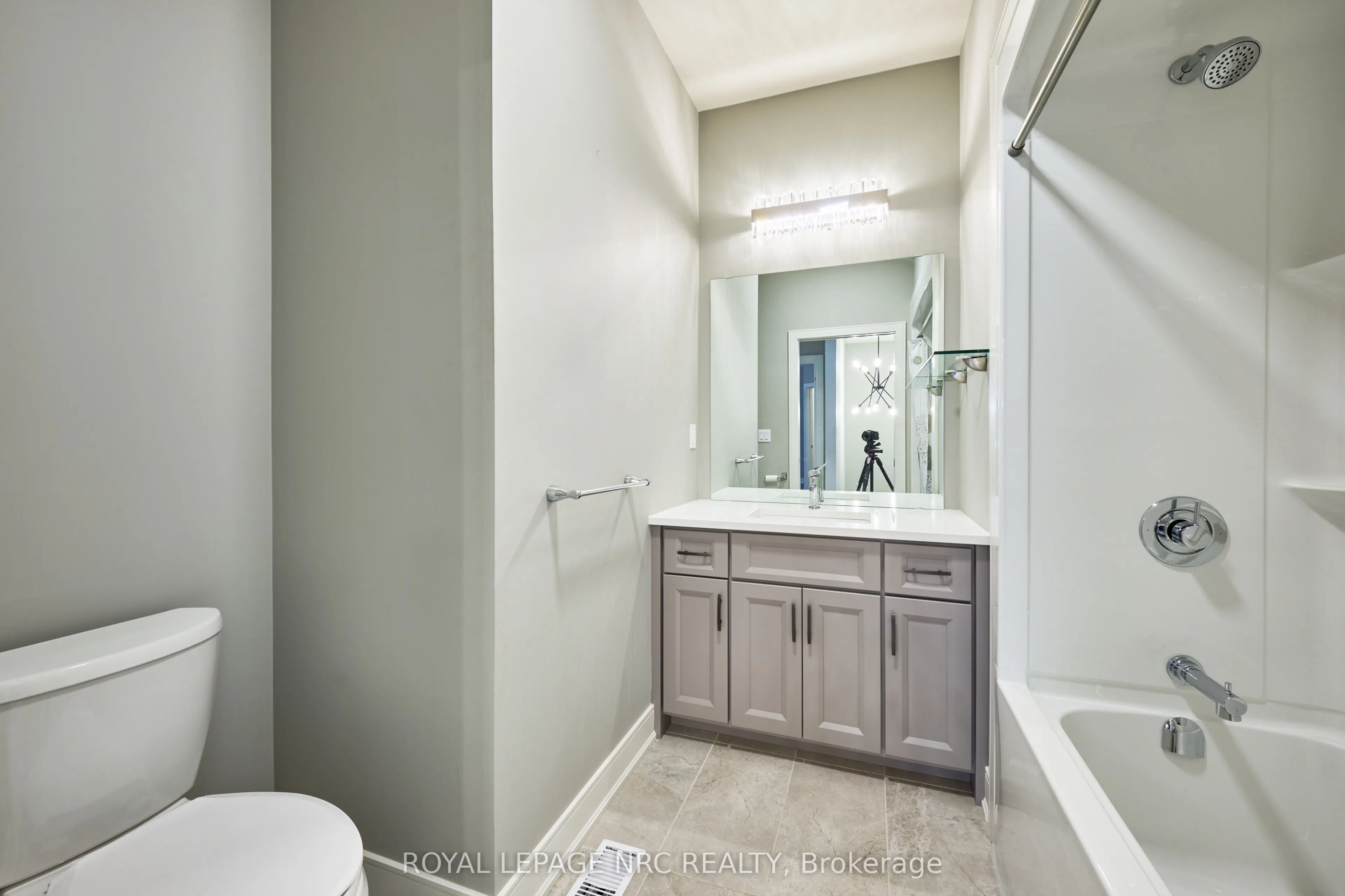 53 Carrick Trail