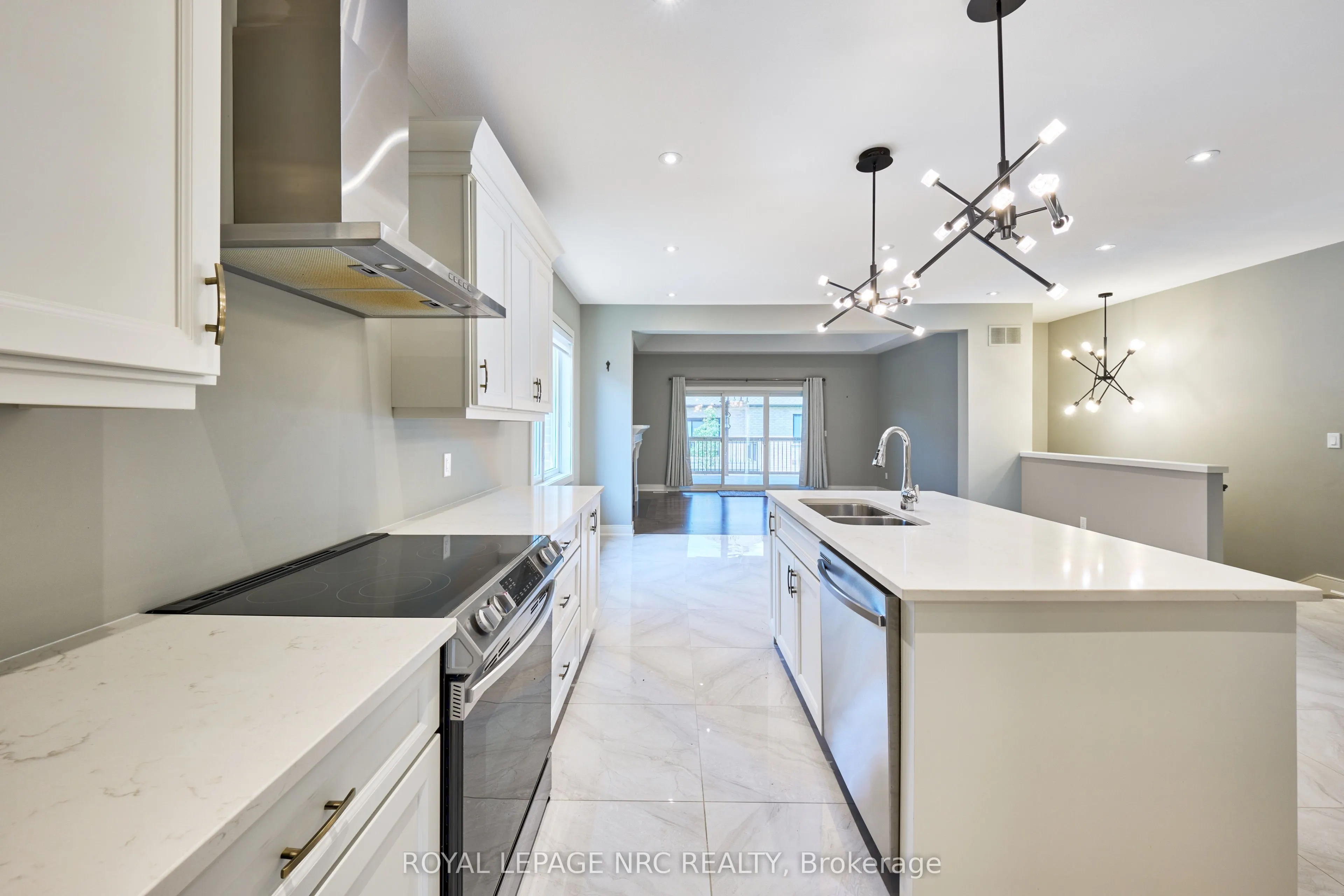 53 Carrick Trail