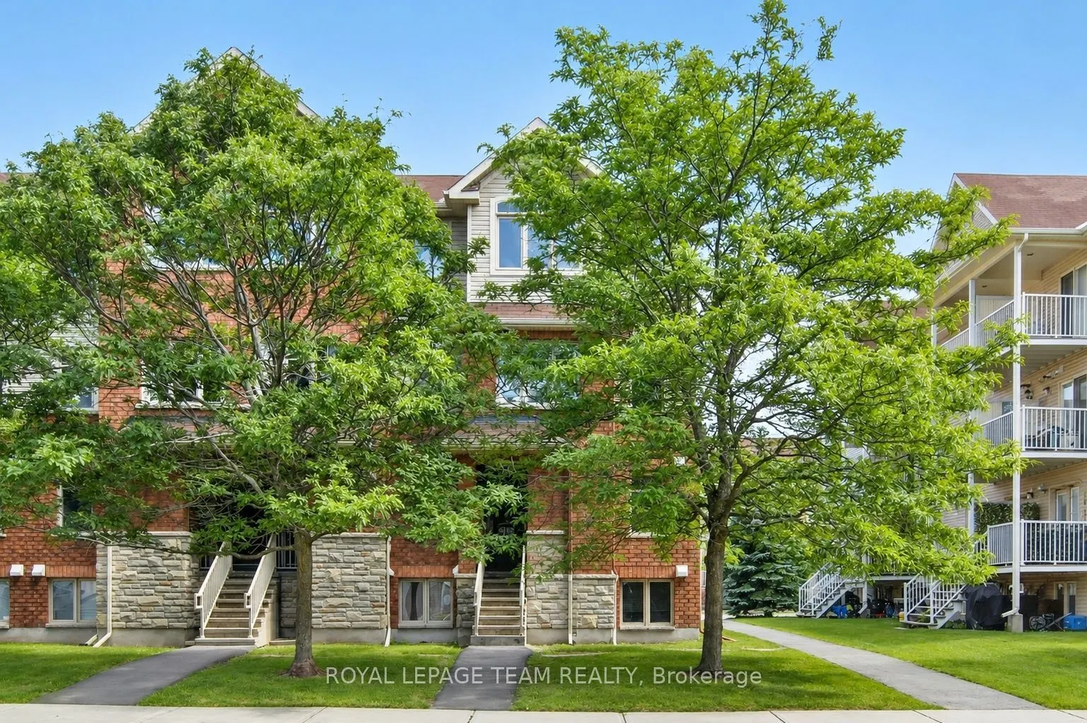 255 Deercroft Avenue #1