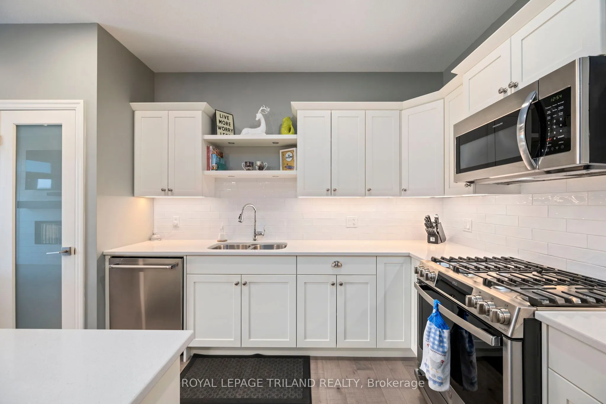 32 Charter Creek Court